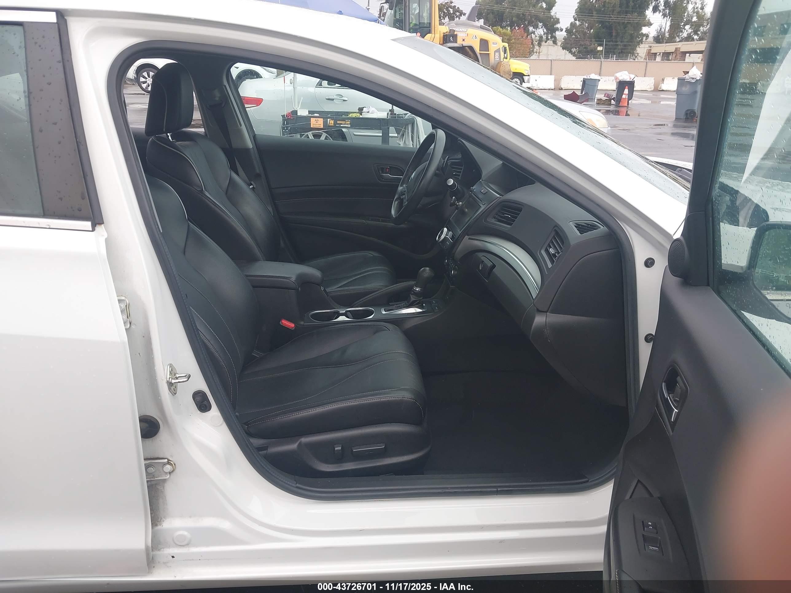 ACURA ILX image 5
