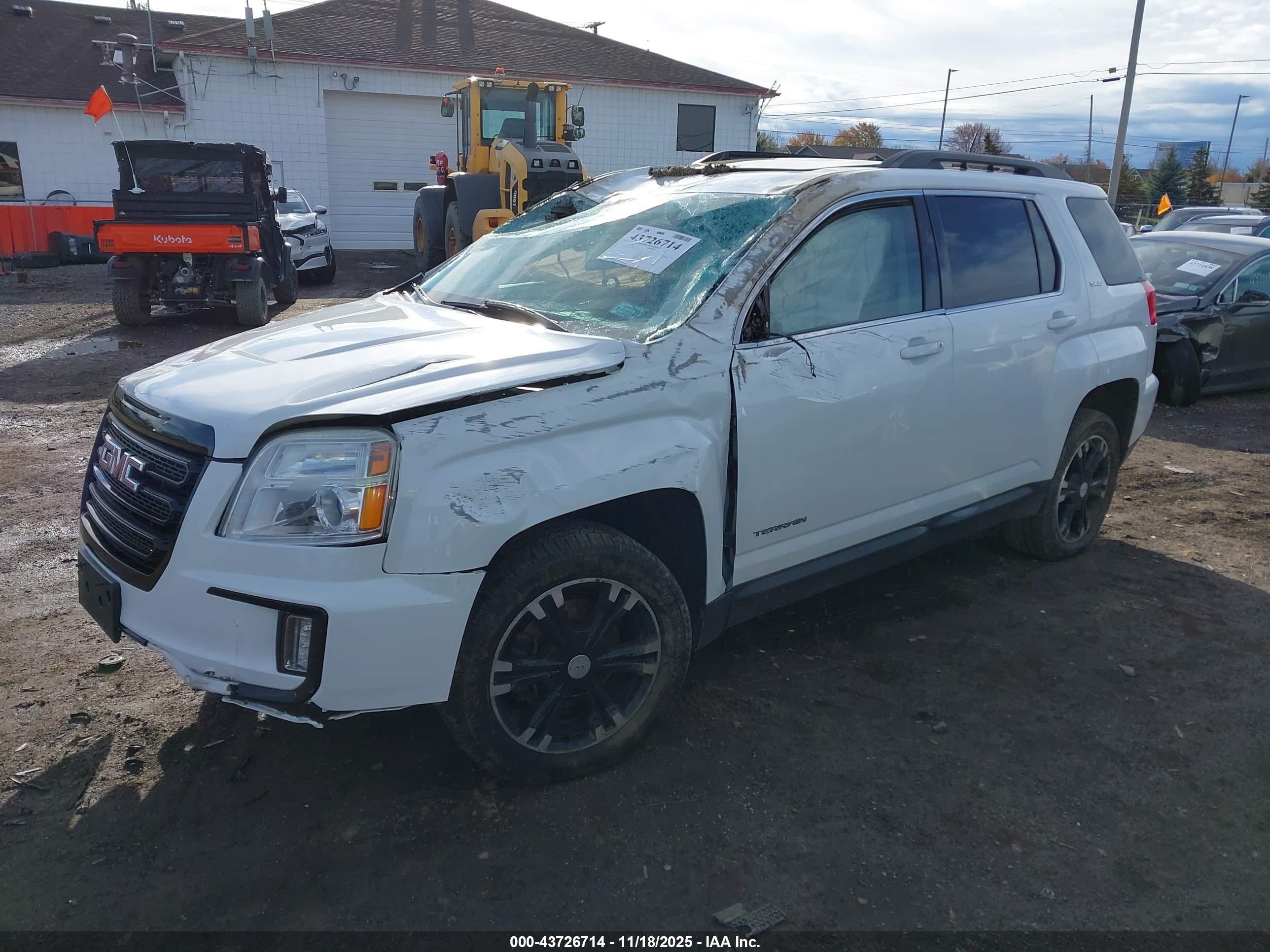 GMC TERRAIN image 2