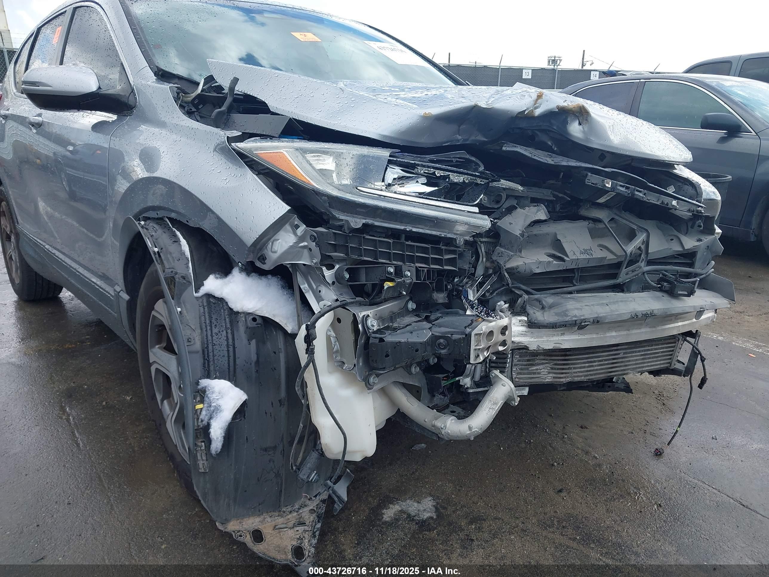 HONDA CR-V image 6