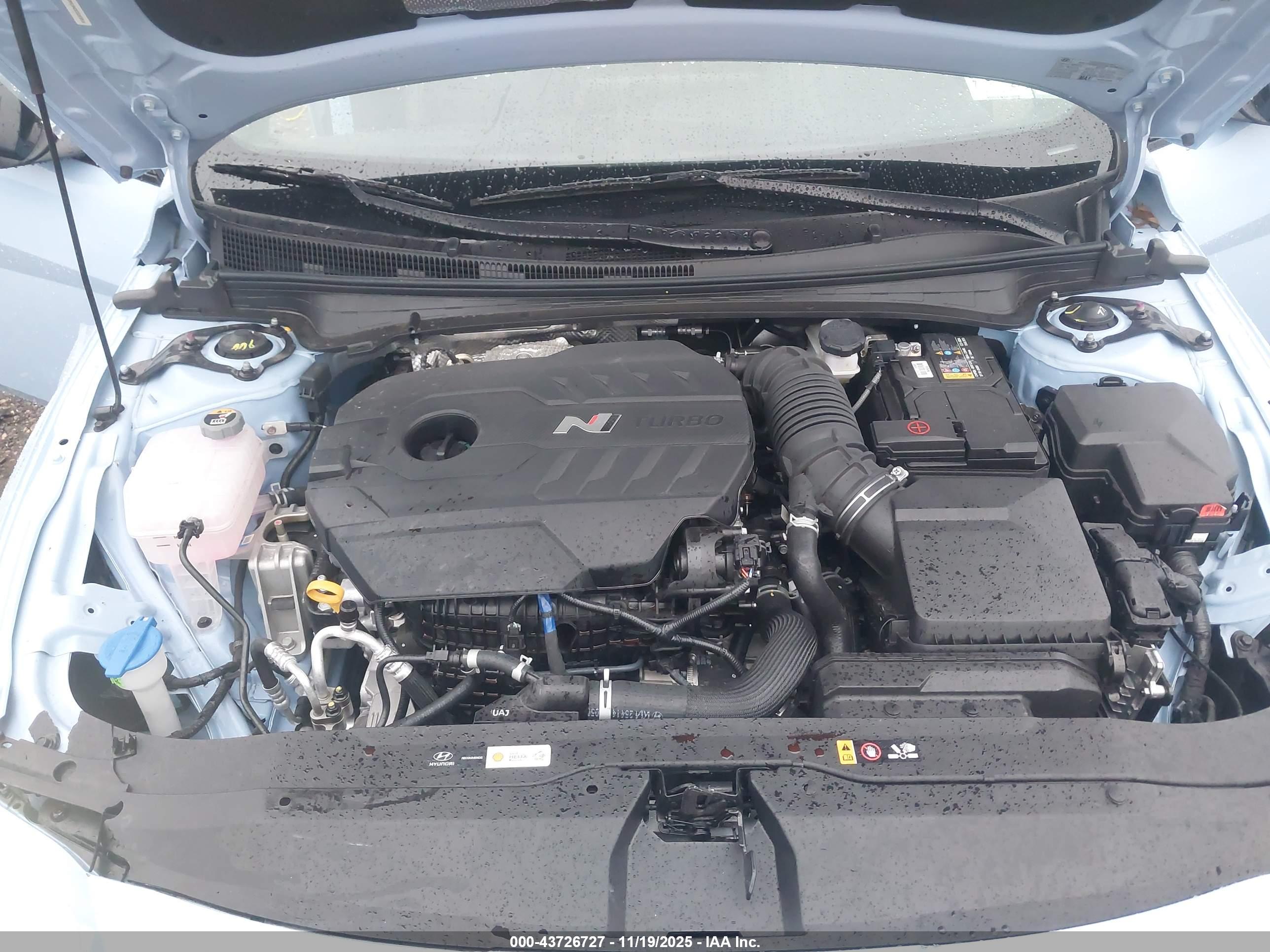 HYUNDAI ELANTRA image 10