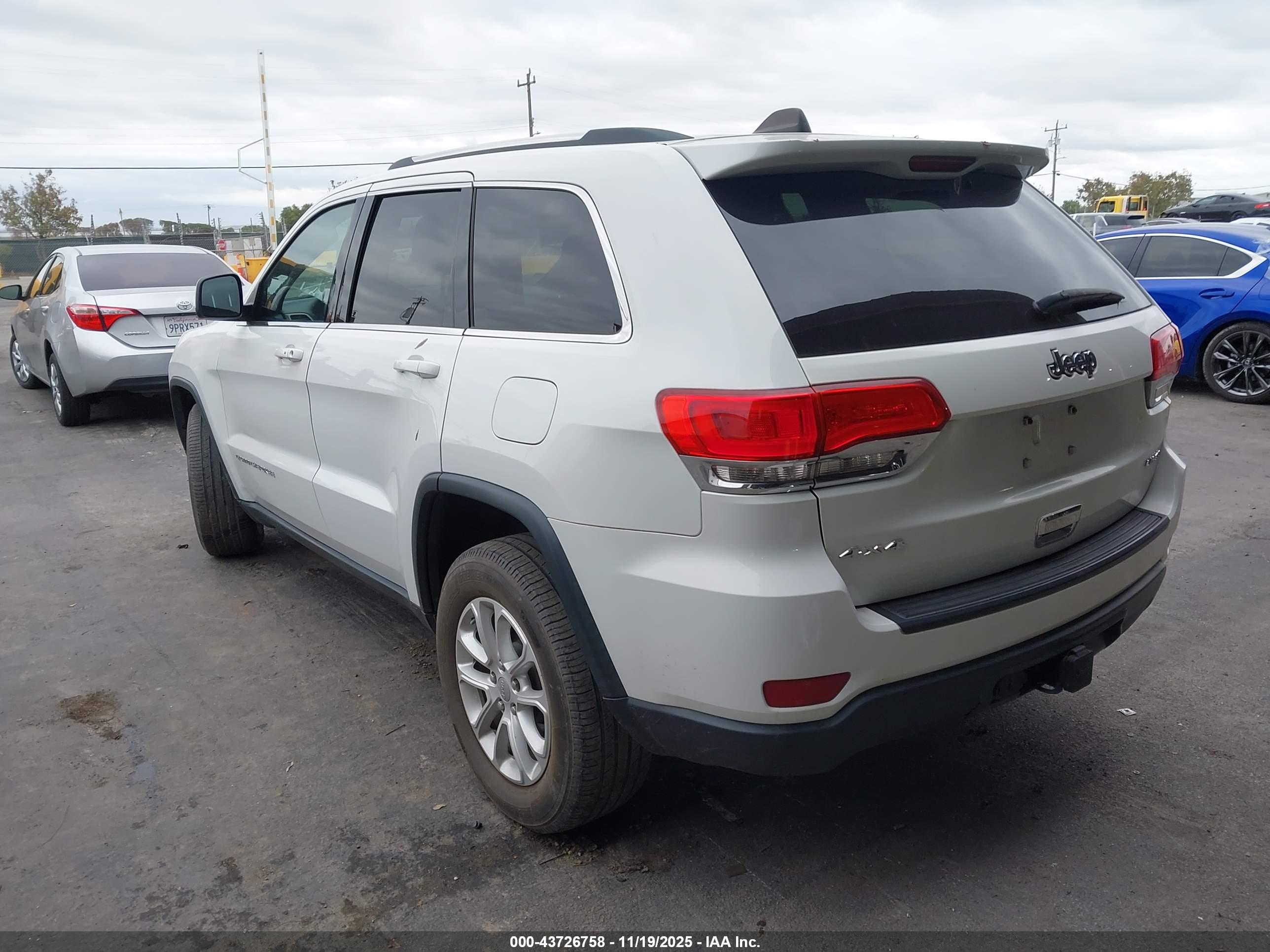 JEEP GRAND image 3