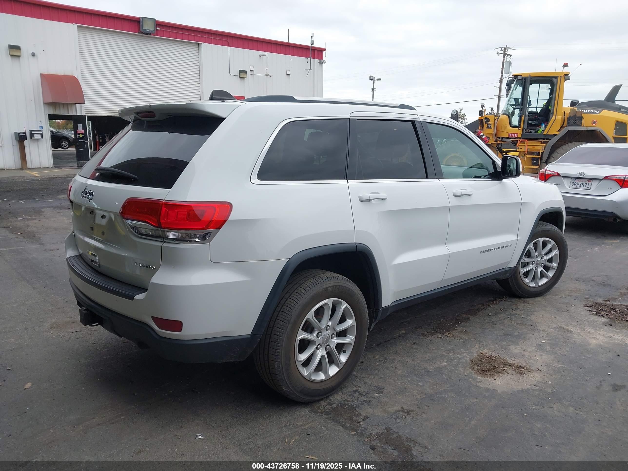 JEEP GRAND image 4
