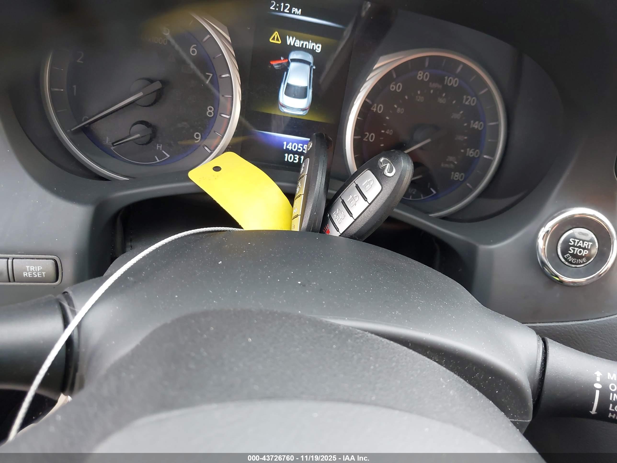 INFINITI Q50 image 11