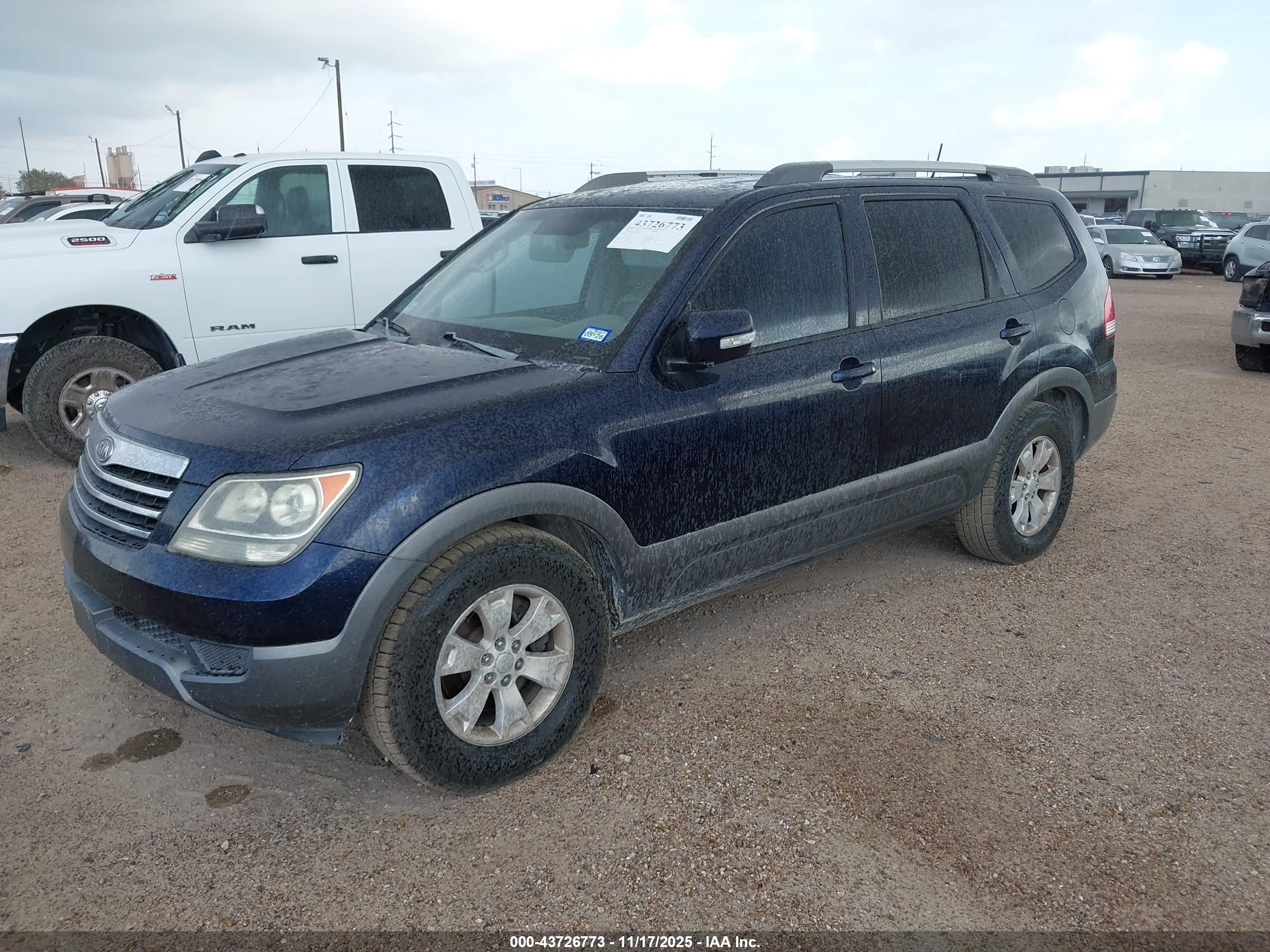 KIA BORREGO image 2