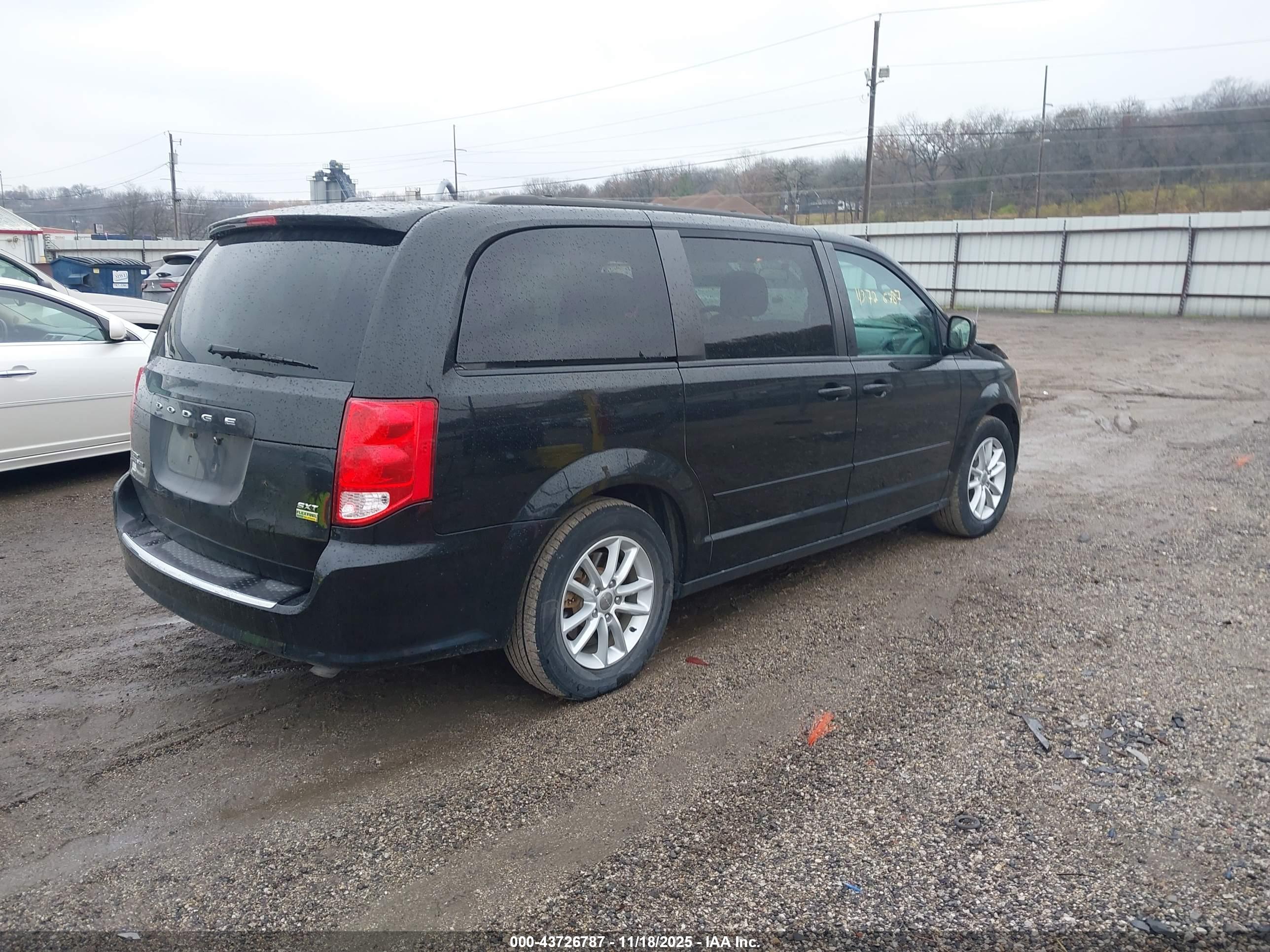 DODGE GRAND image 4