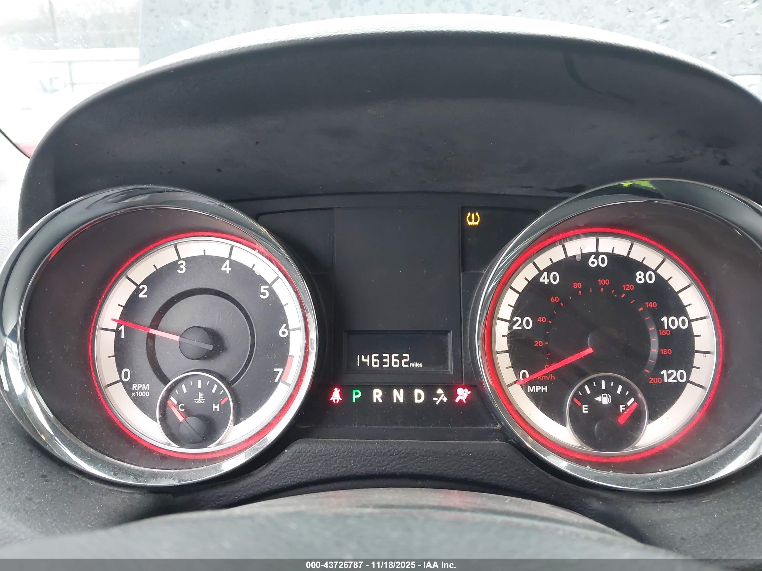 DODGE GRAND image 7