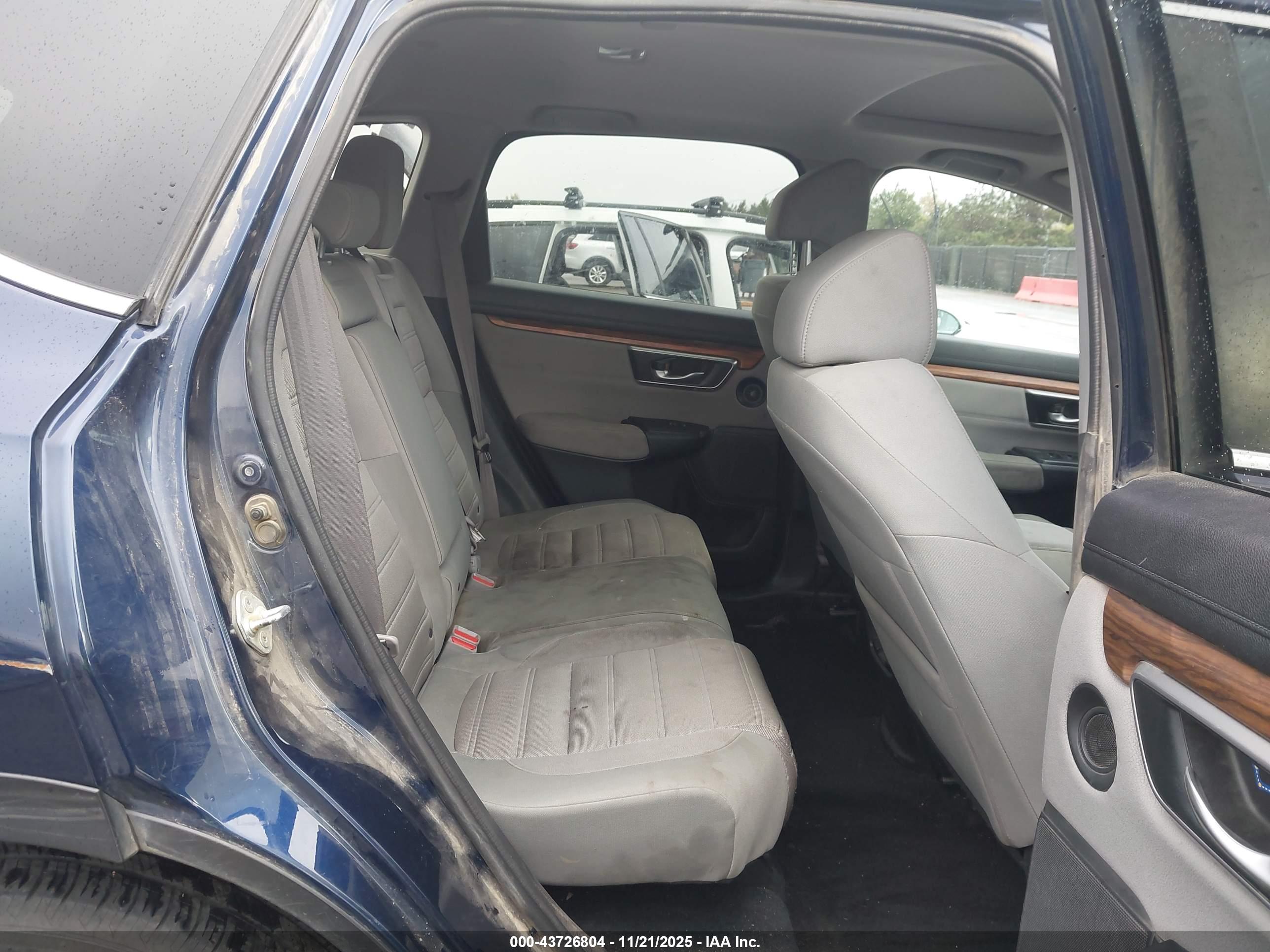 HONDA CR-V image 8