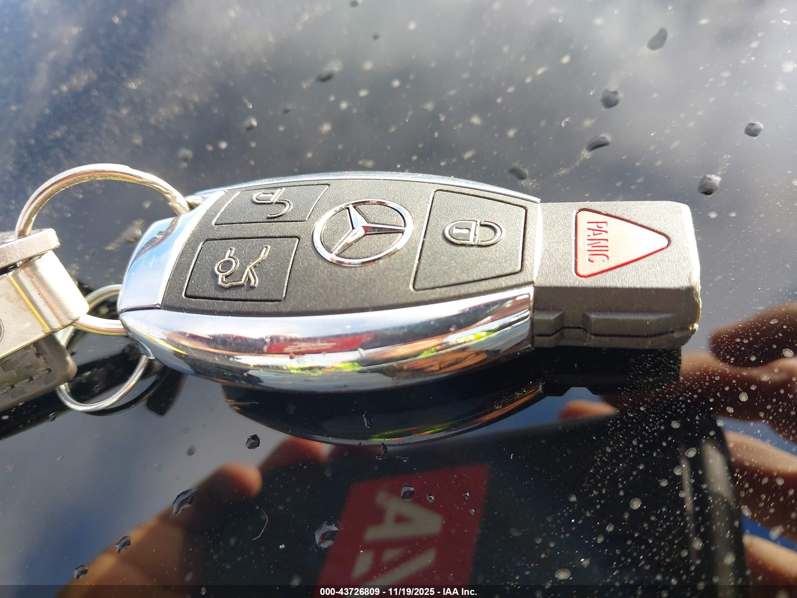 MERCEDES-BENZ C image 11