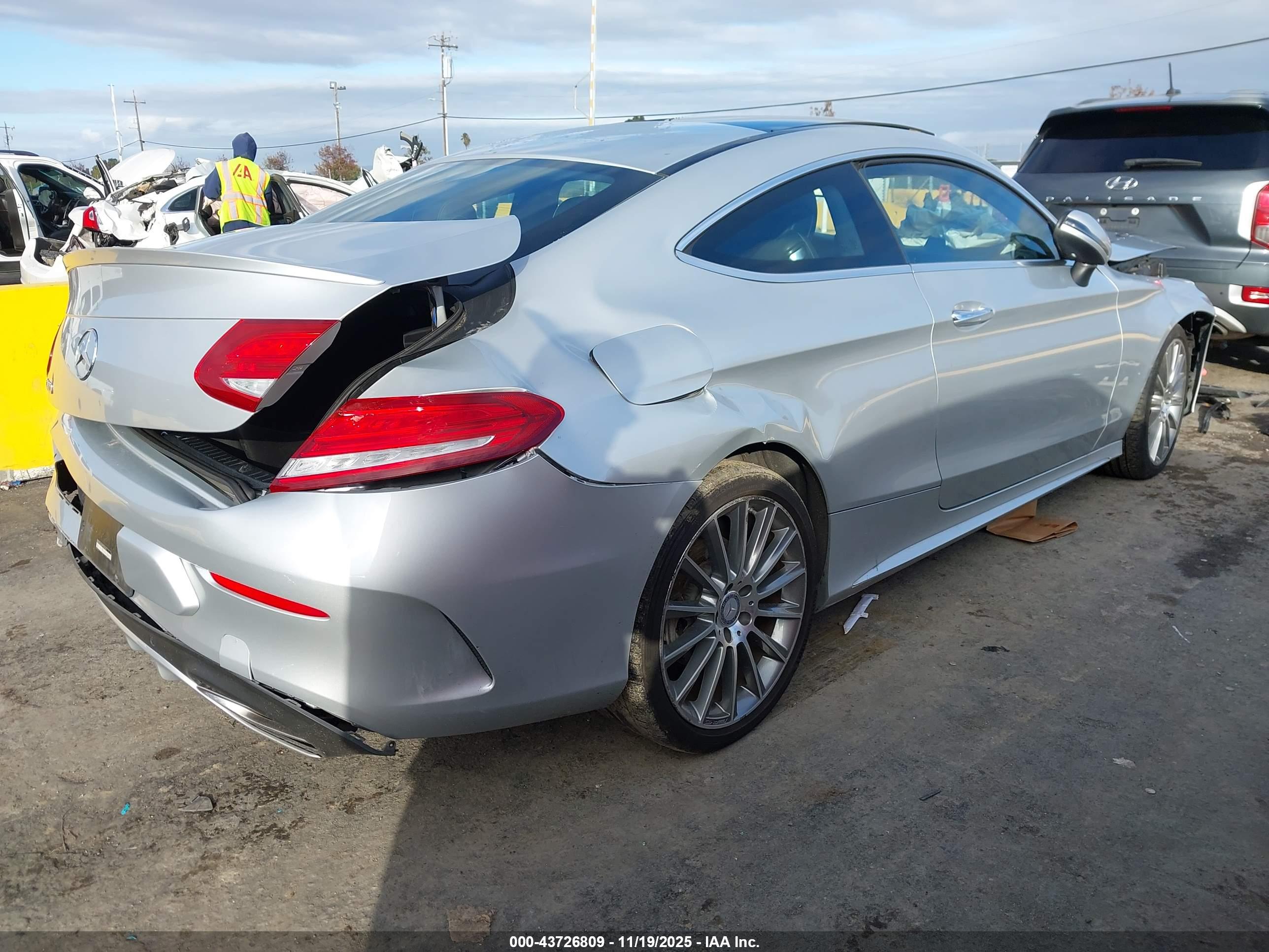 MERCEDES-BENZ C image 4