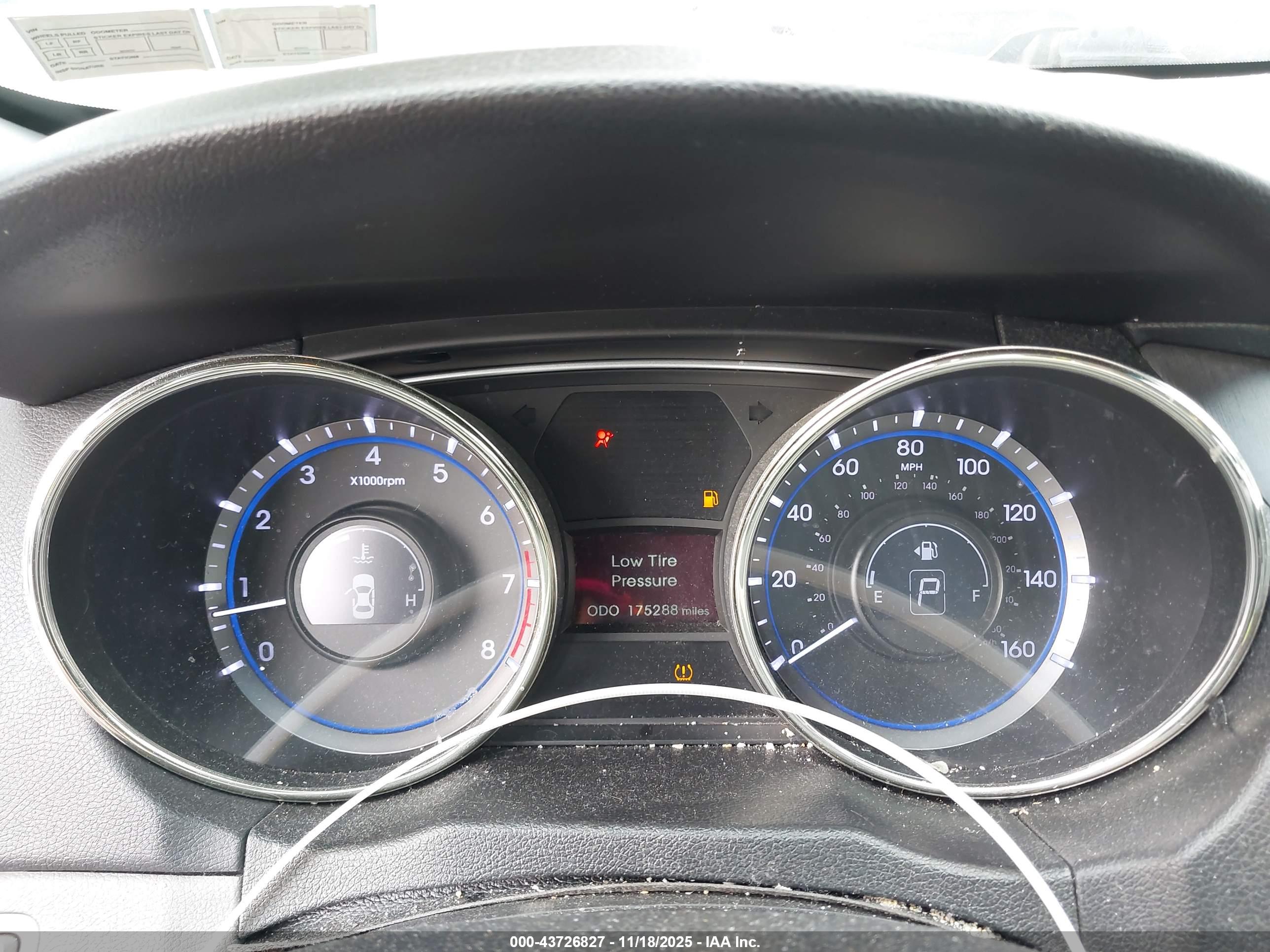 HYUNDAI SONATA image 7