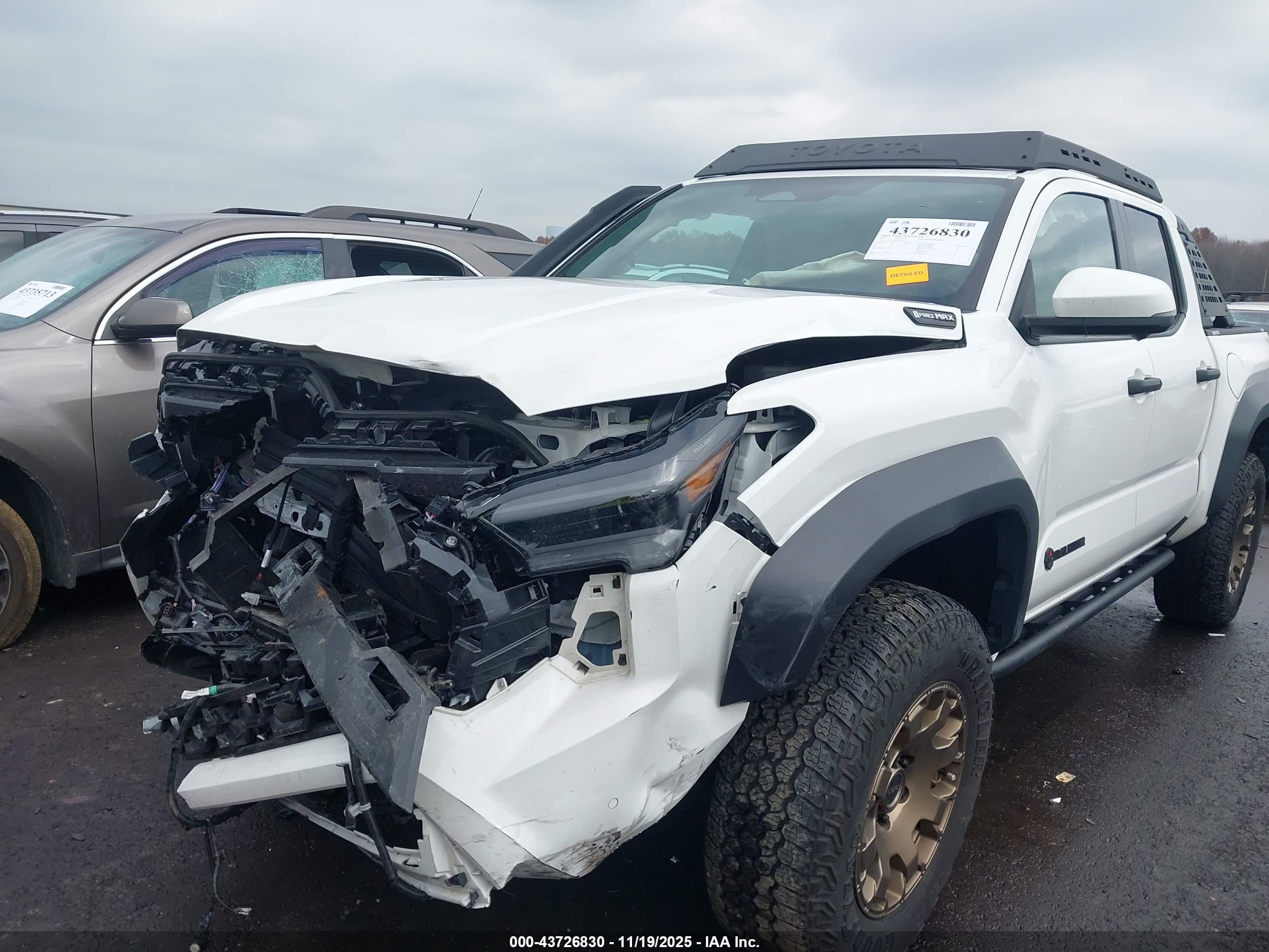 TOYOTA TACOMA image 2