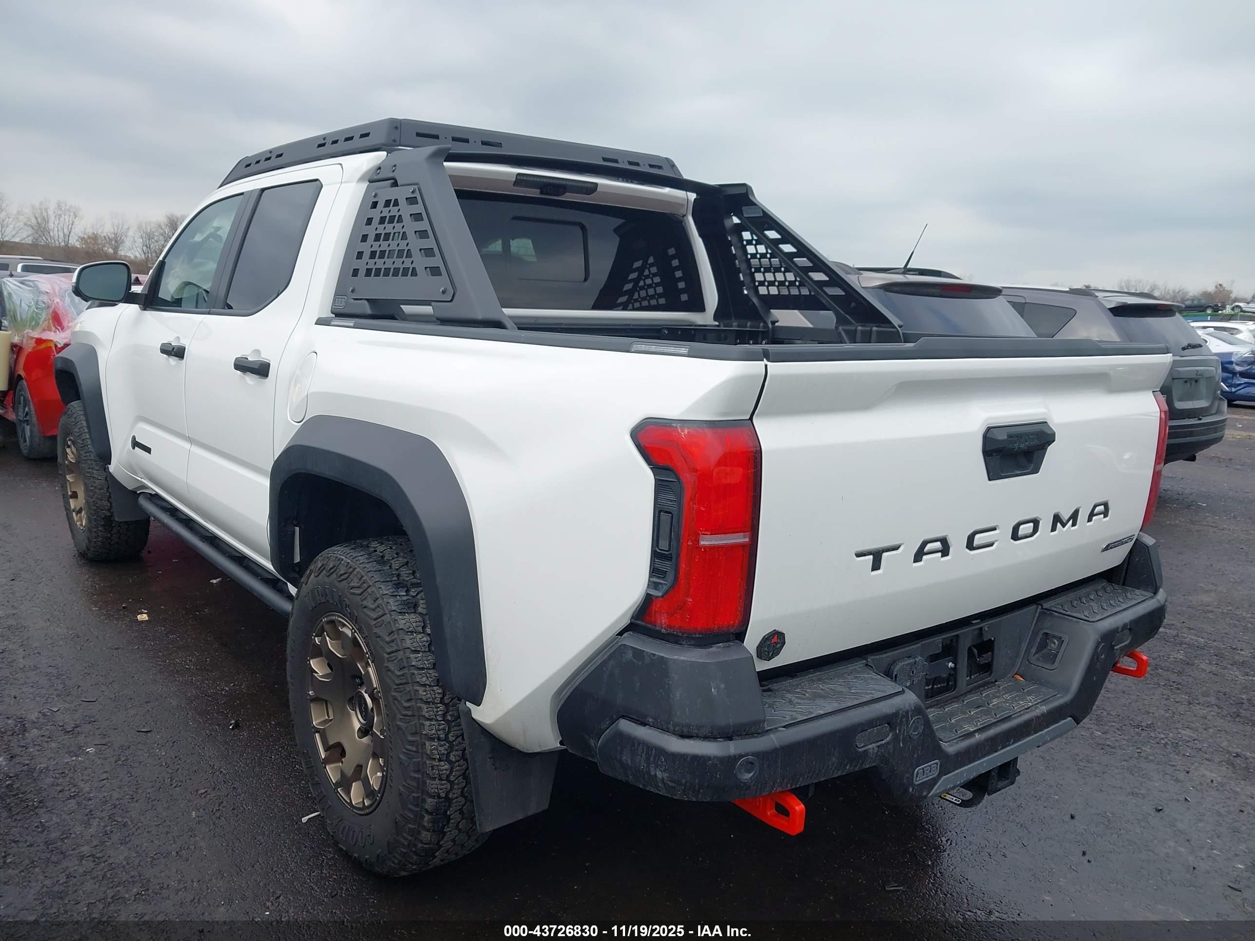 TOYOTA TACOMA image 3