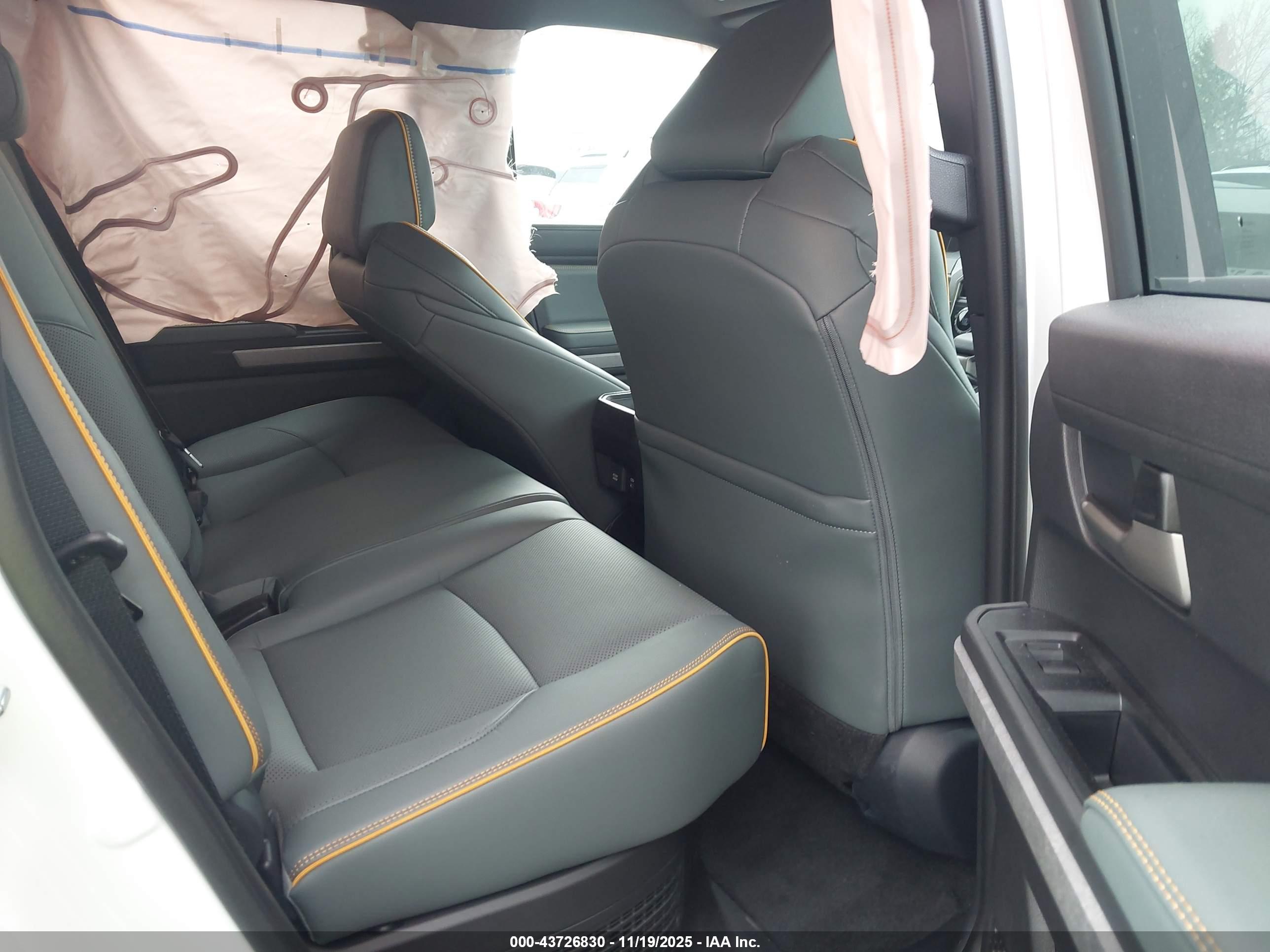 TOYOTA TACOMA image 8