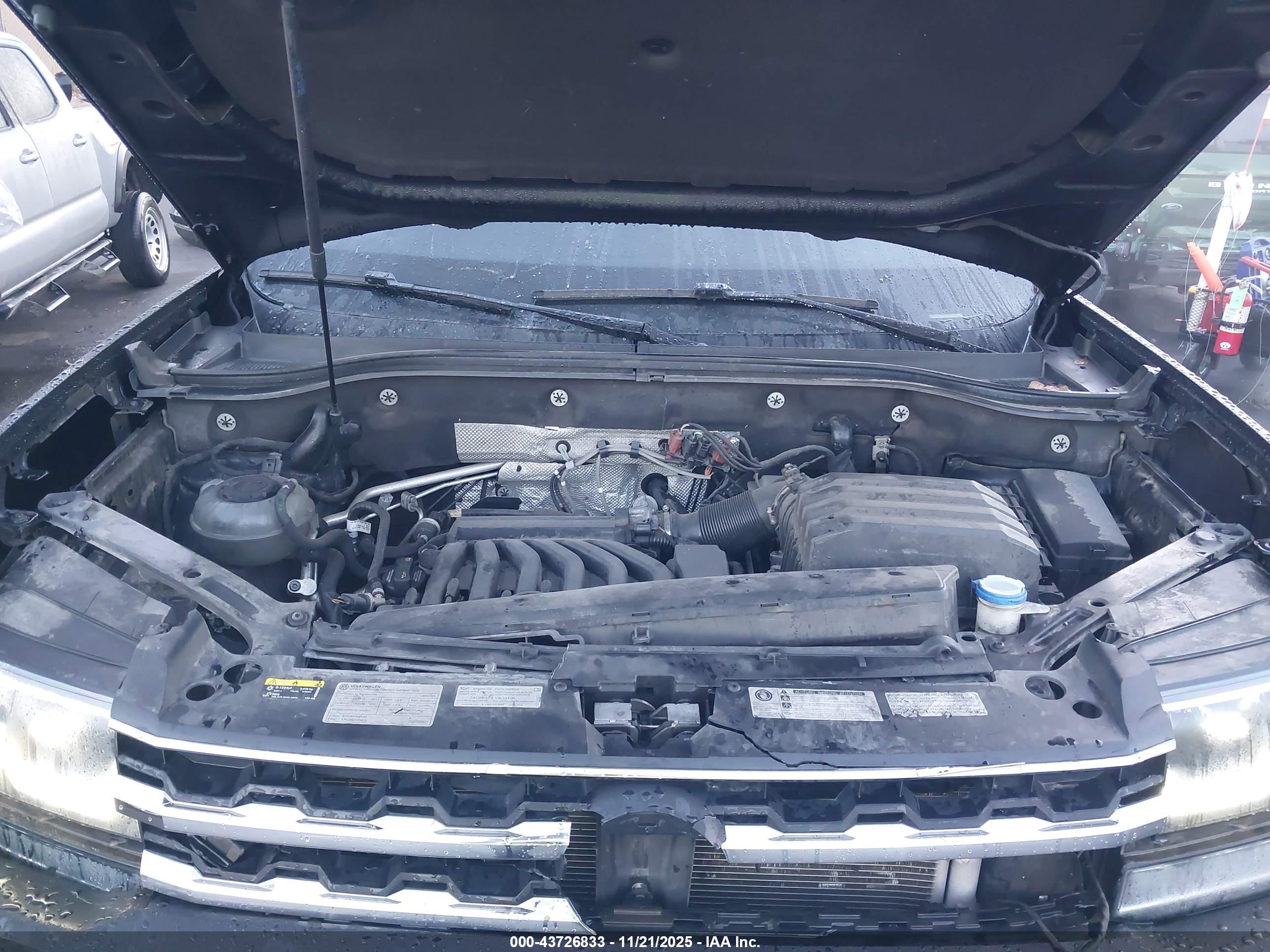VOLKSWAGEN ATLAS image 10
