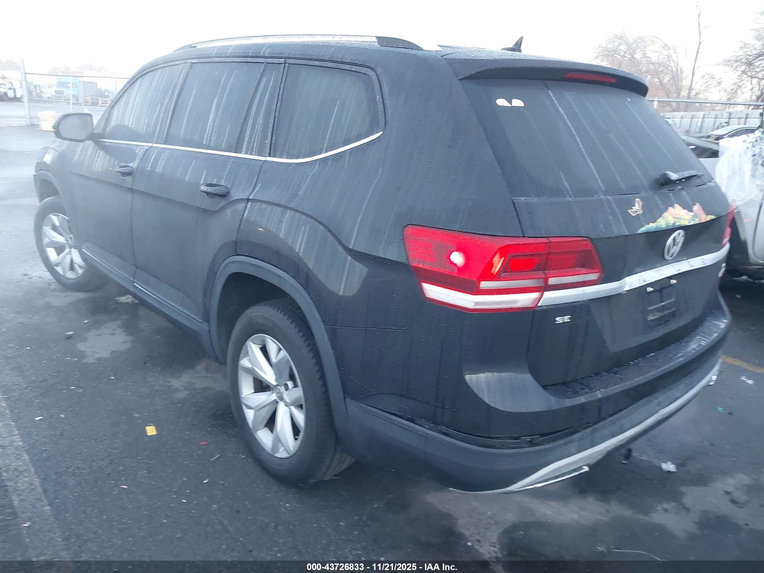 VOLKSWAGEN ATLAS image 3