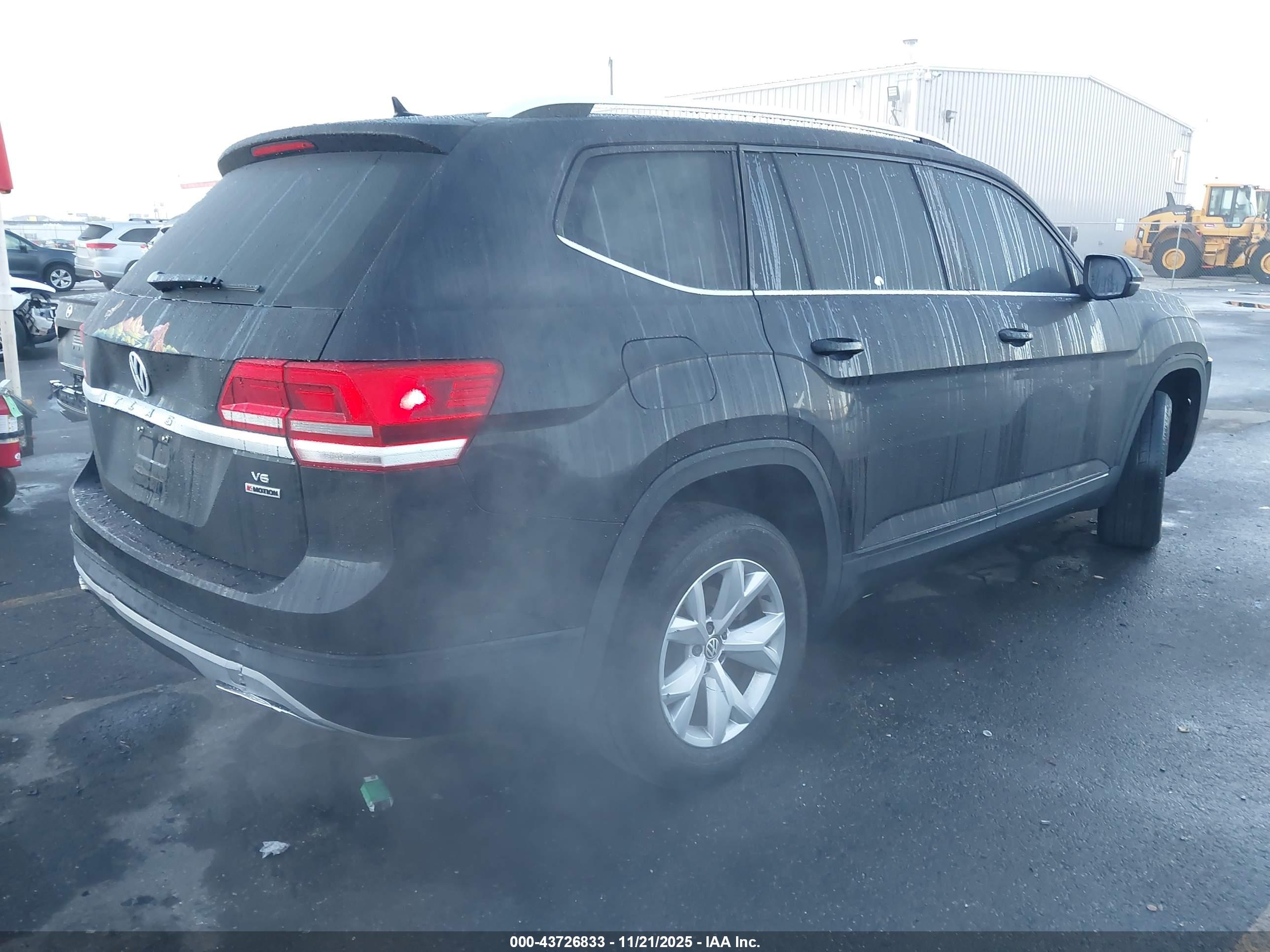 VOLKSWAGEN ATLAS image 4
