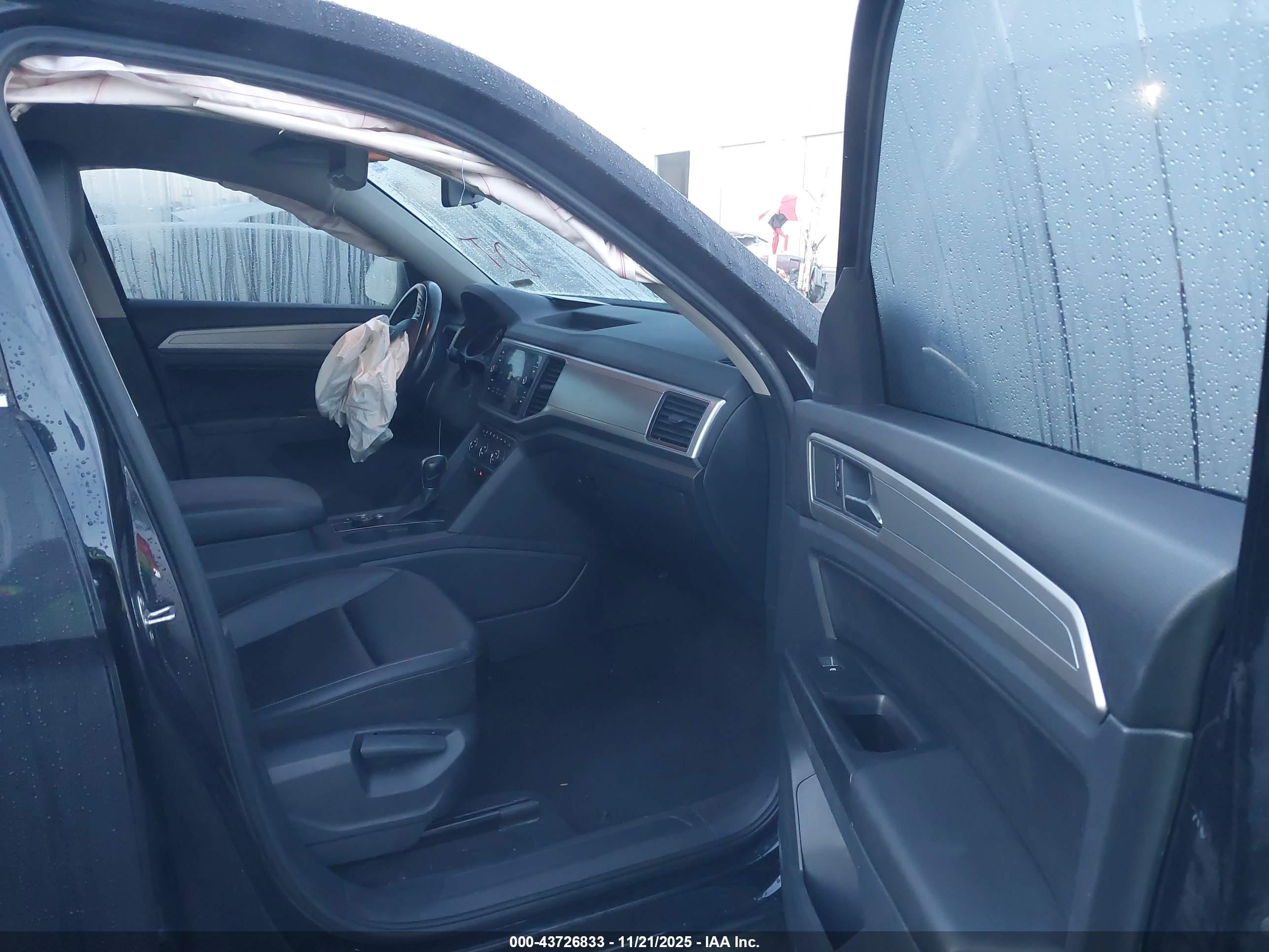 VOLKSWAGEN ATLAS image 5