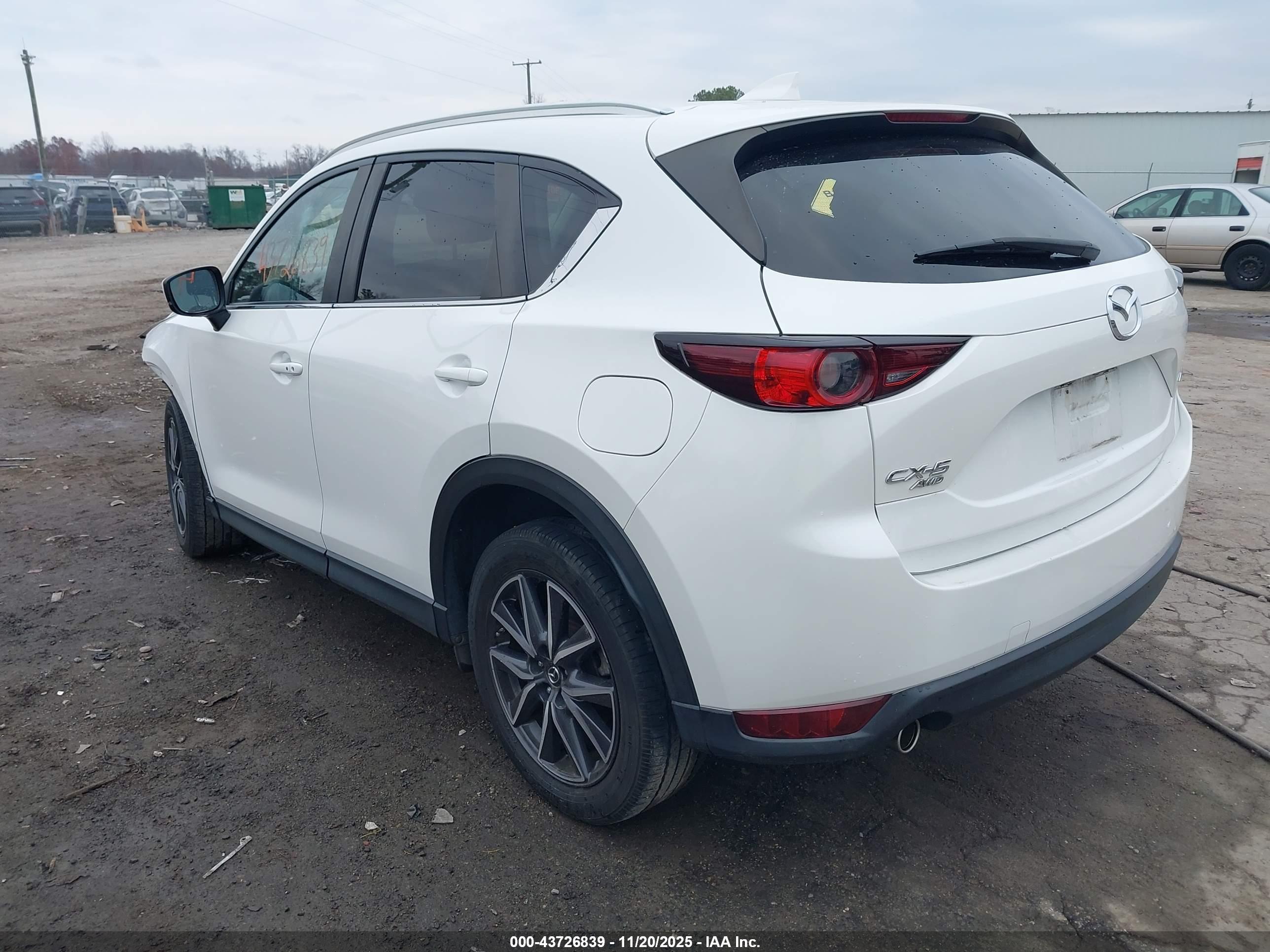 MAZDA CX-5 image 3