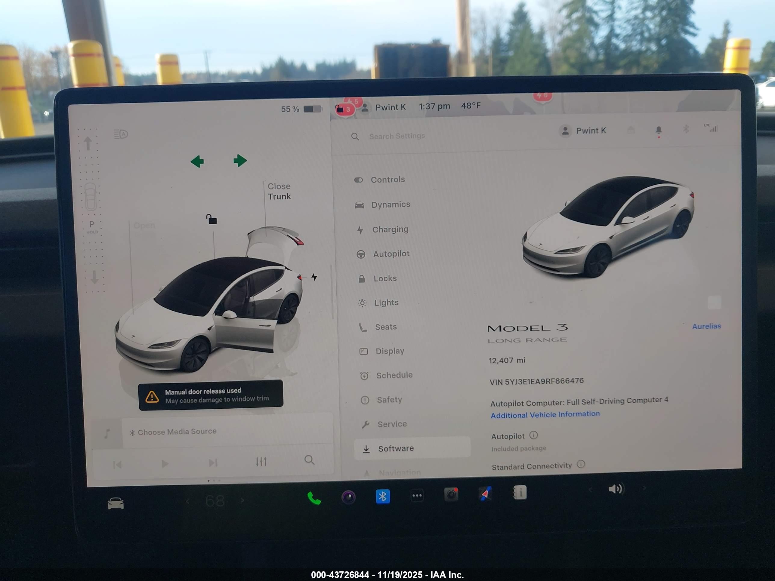 TESLA MODEL image 7