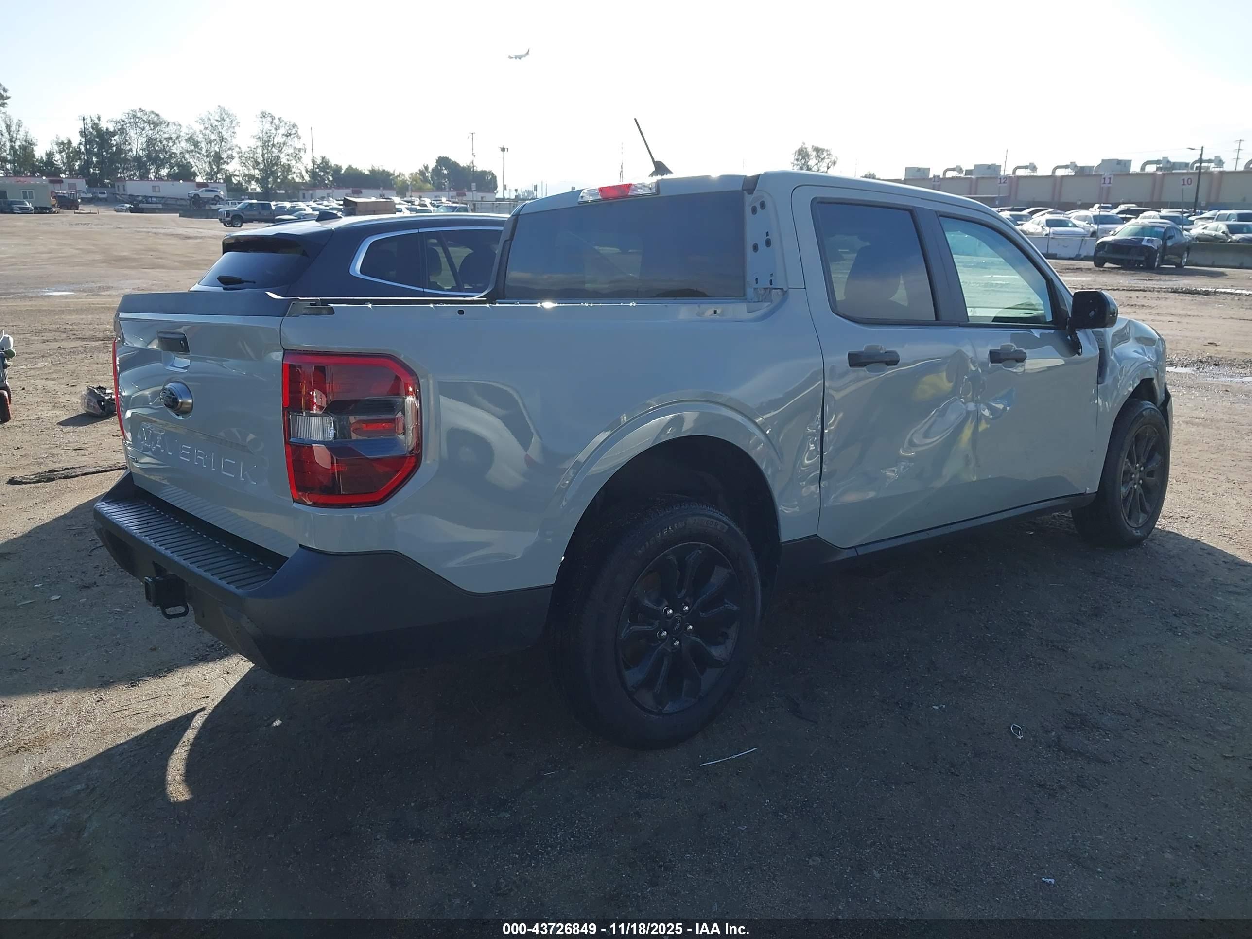 FORD MAVERICK image 4