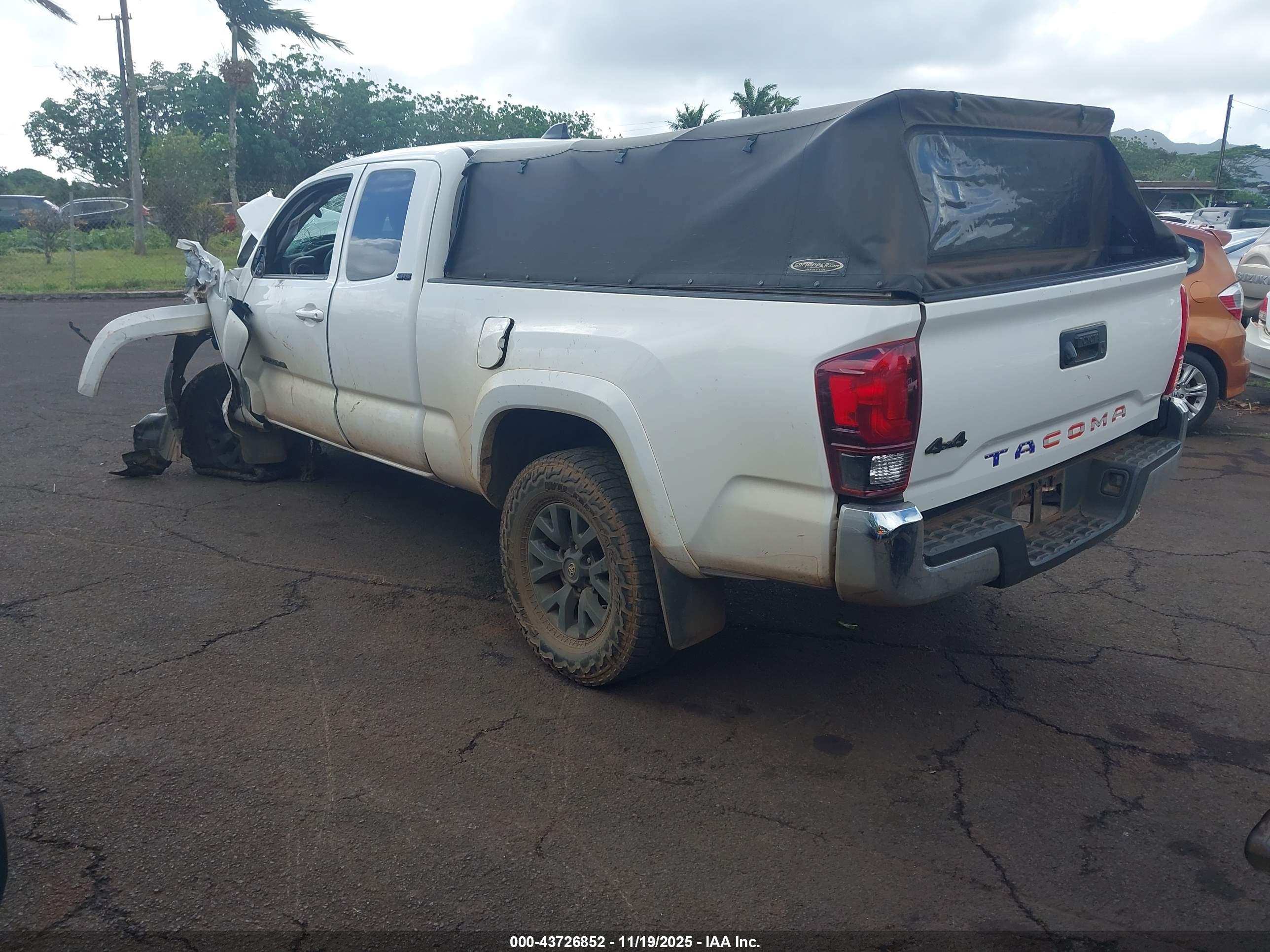 TOYOTA TACOMA image 3