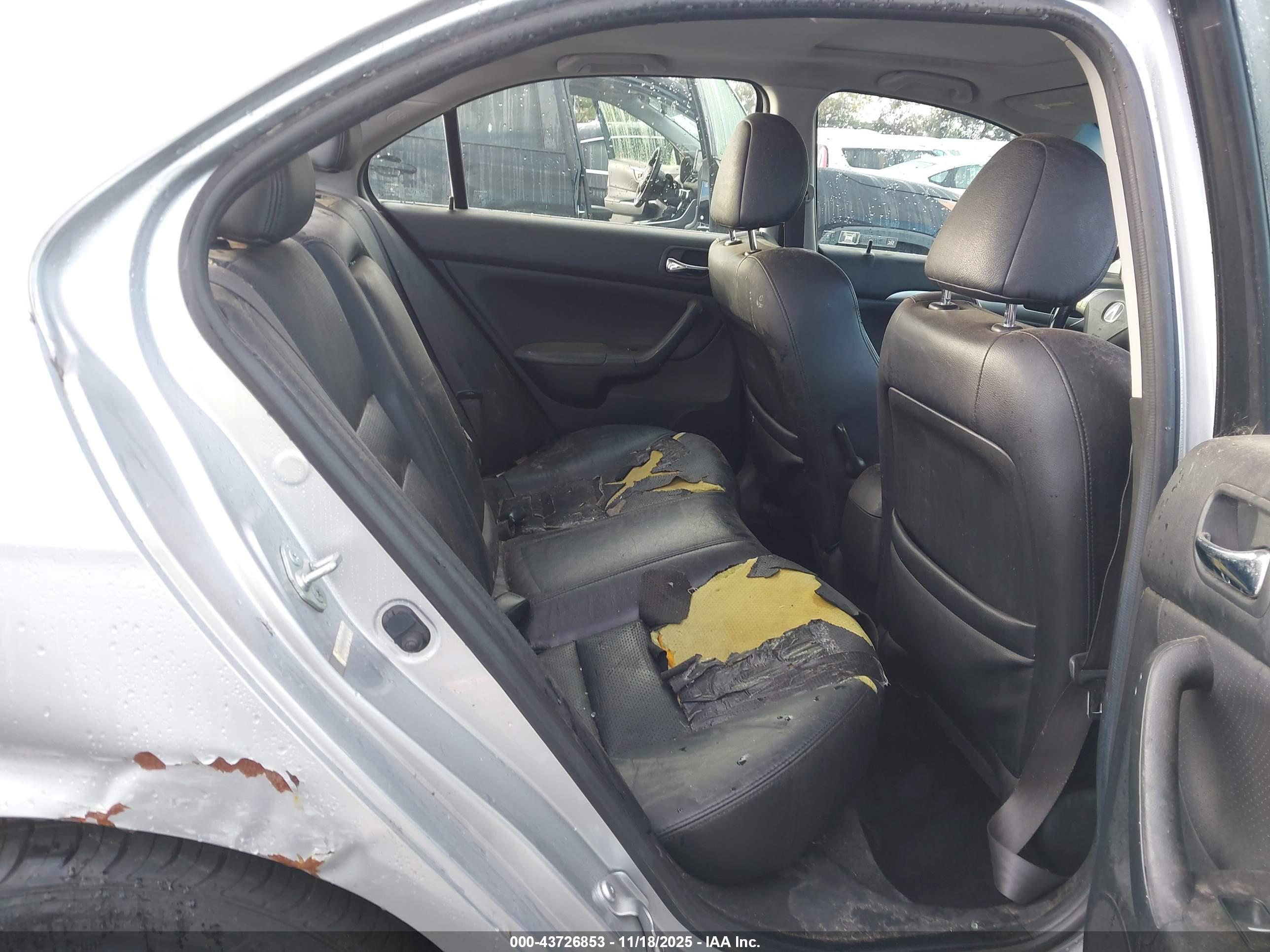 ACURA TSX image 8