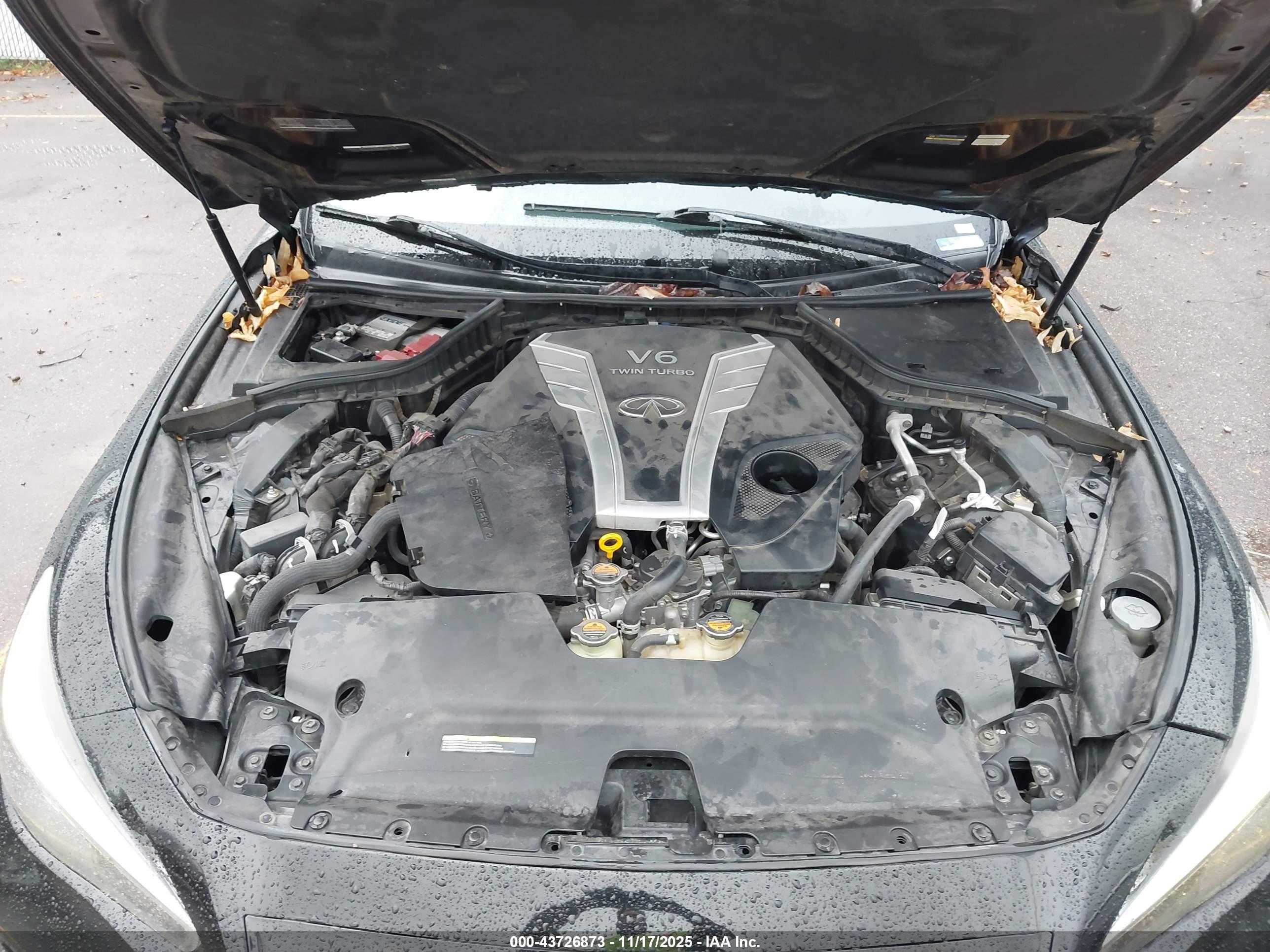 INFINITI Q50 image 10