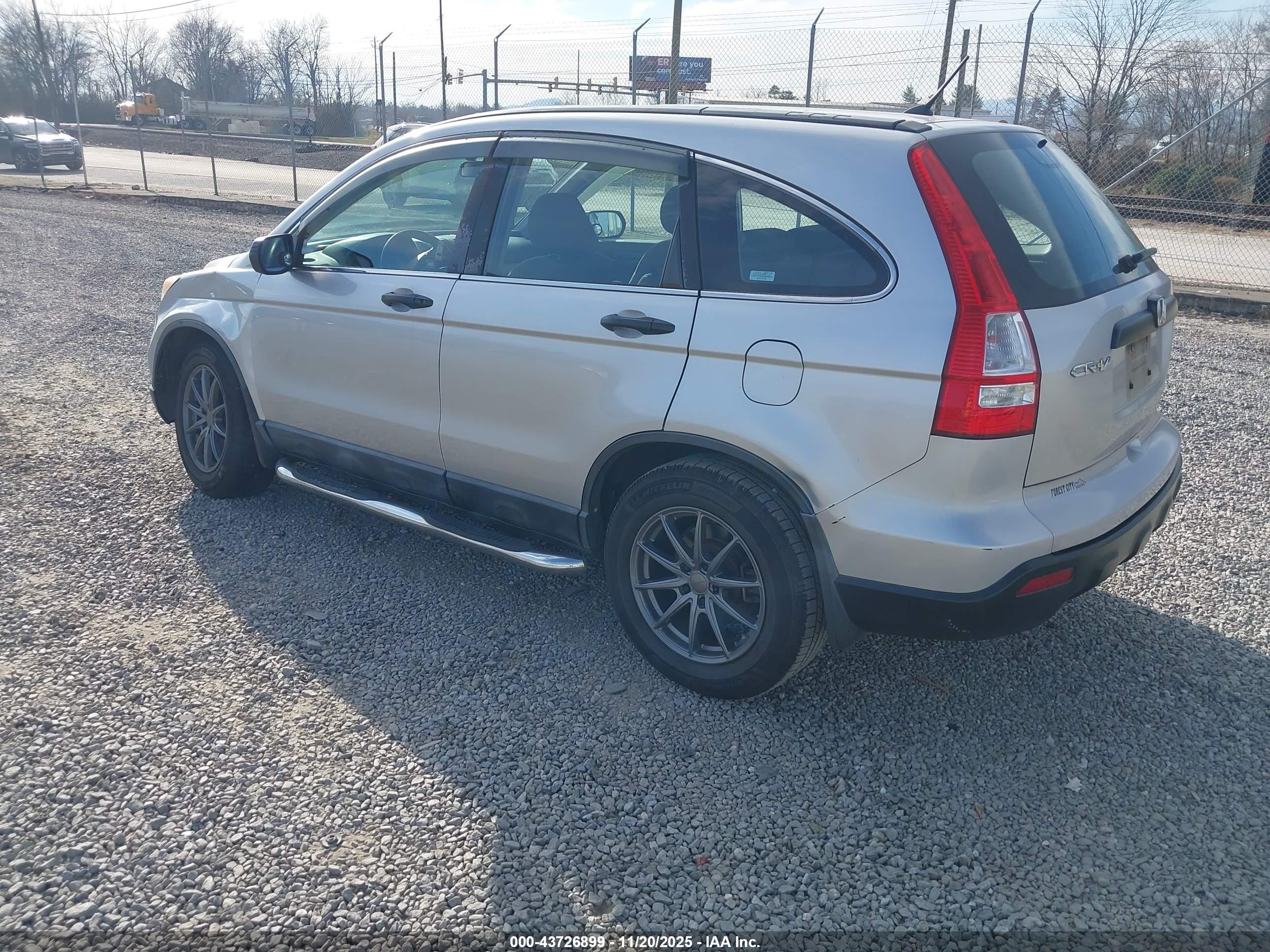 HONDA CR-V image 3