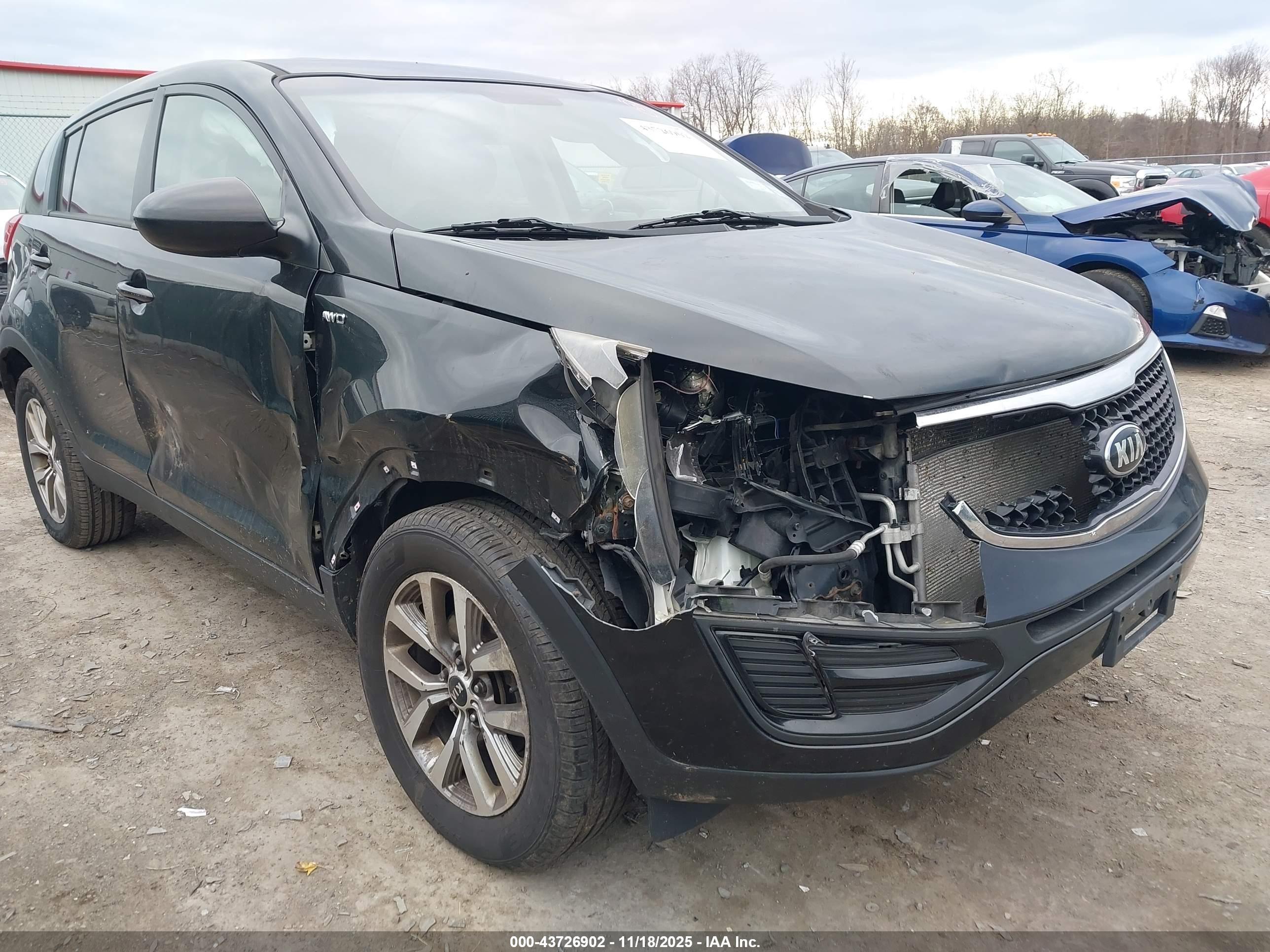 KIA SPORTAGE image 6