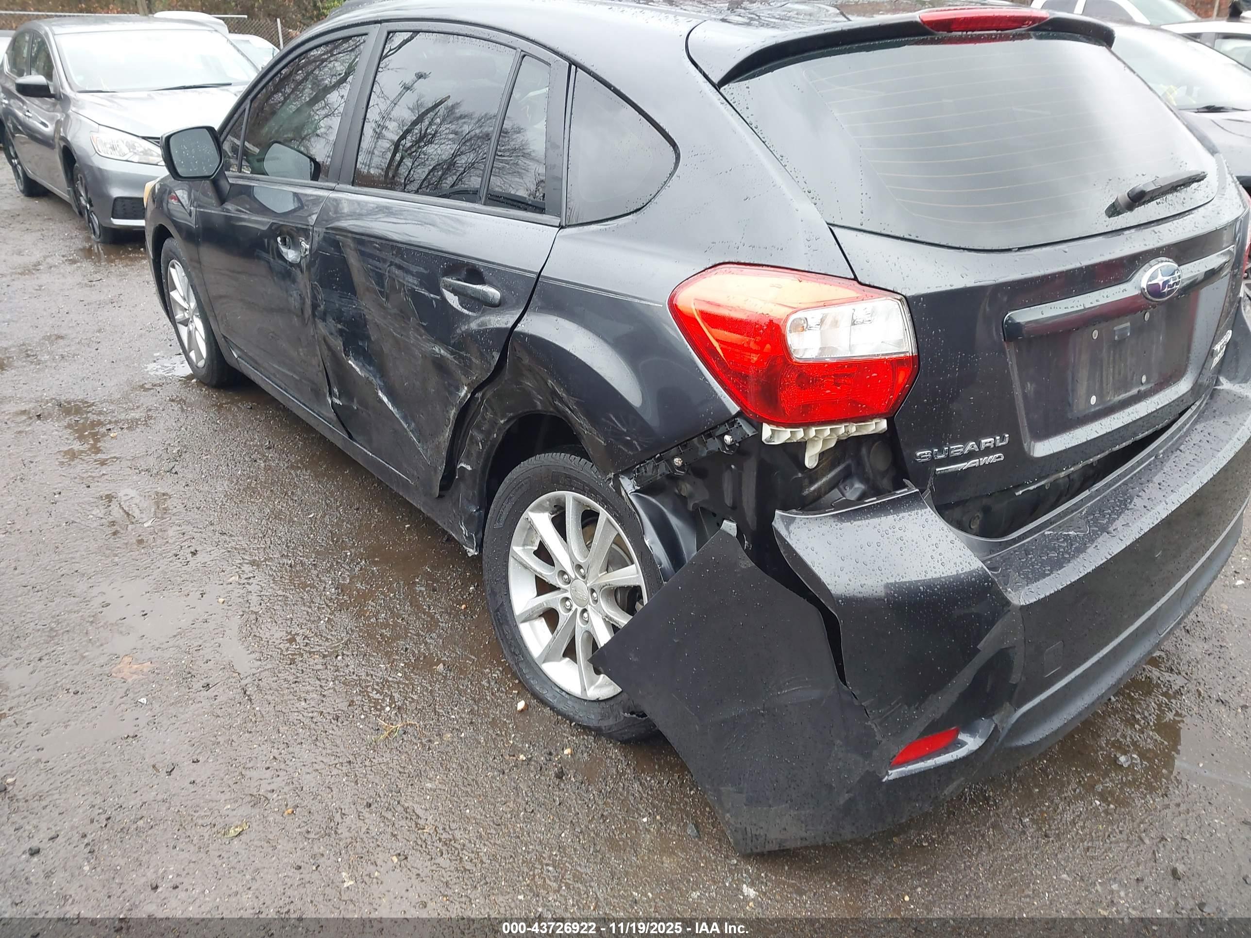 SUBARU IMPREZA image 6