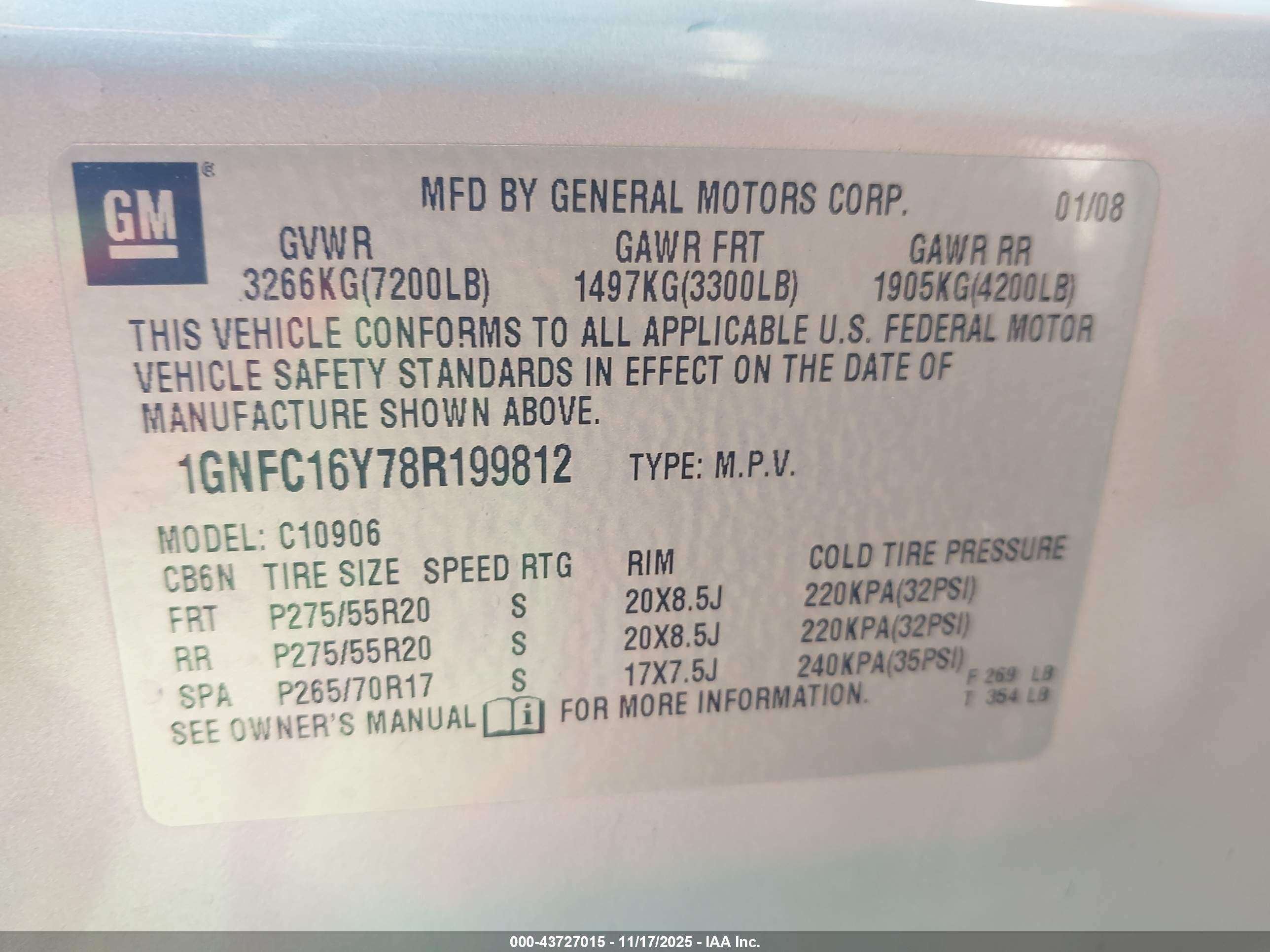 CHEVROLET SUBURBAN image 9