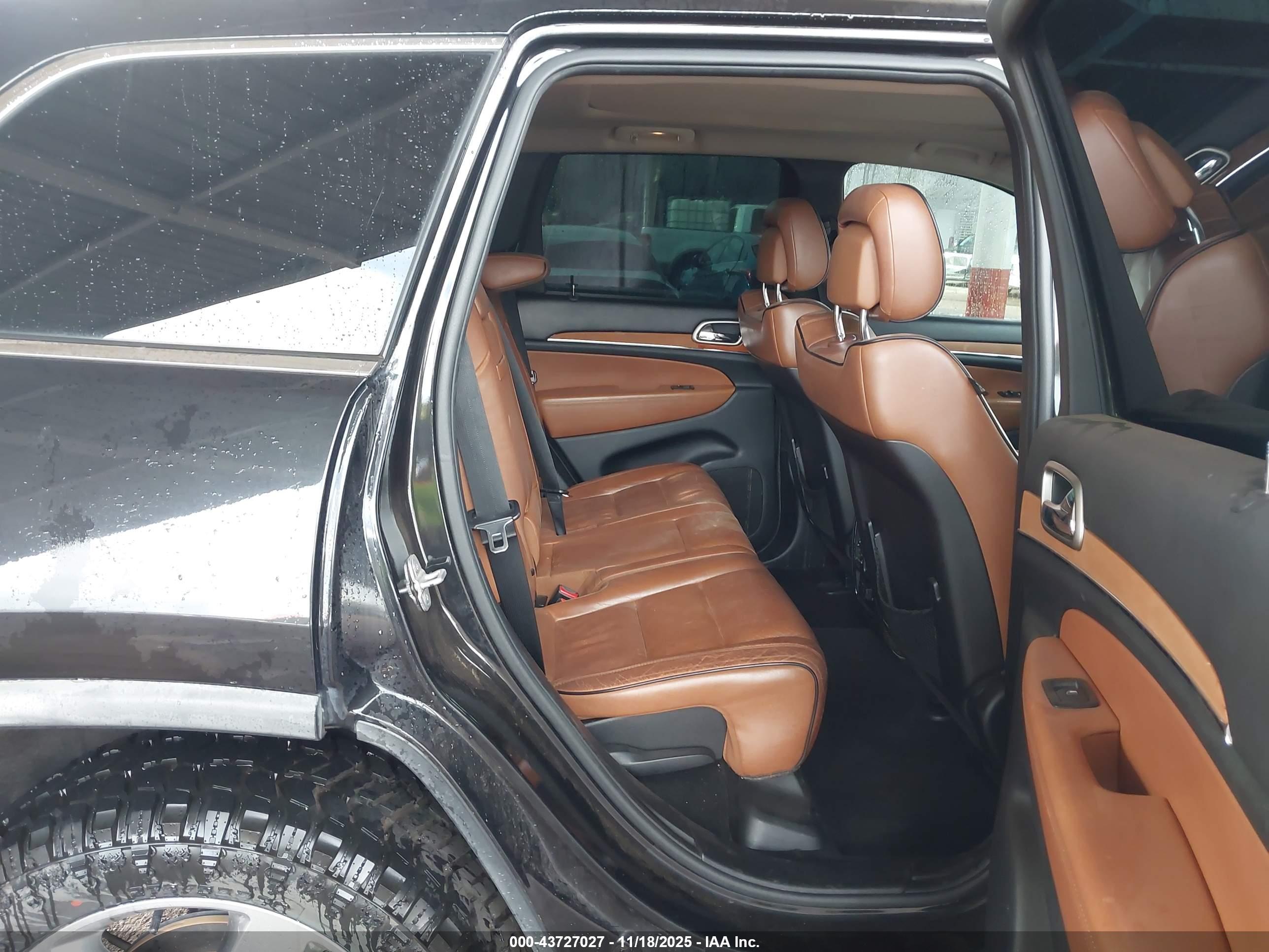 JEEP GRAND image 8