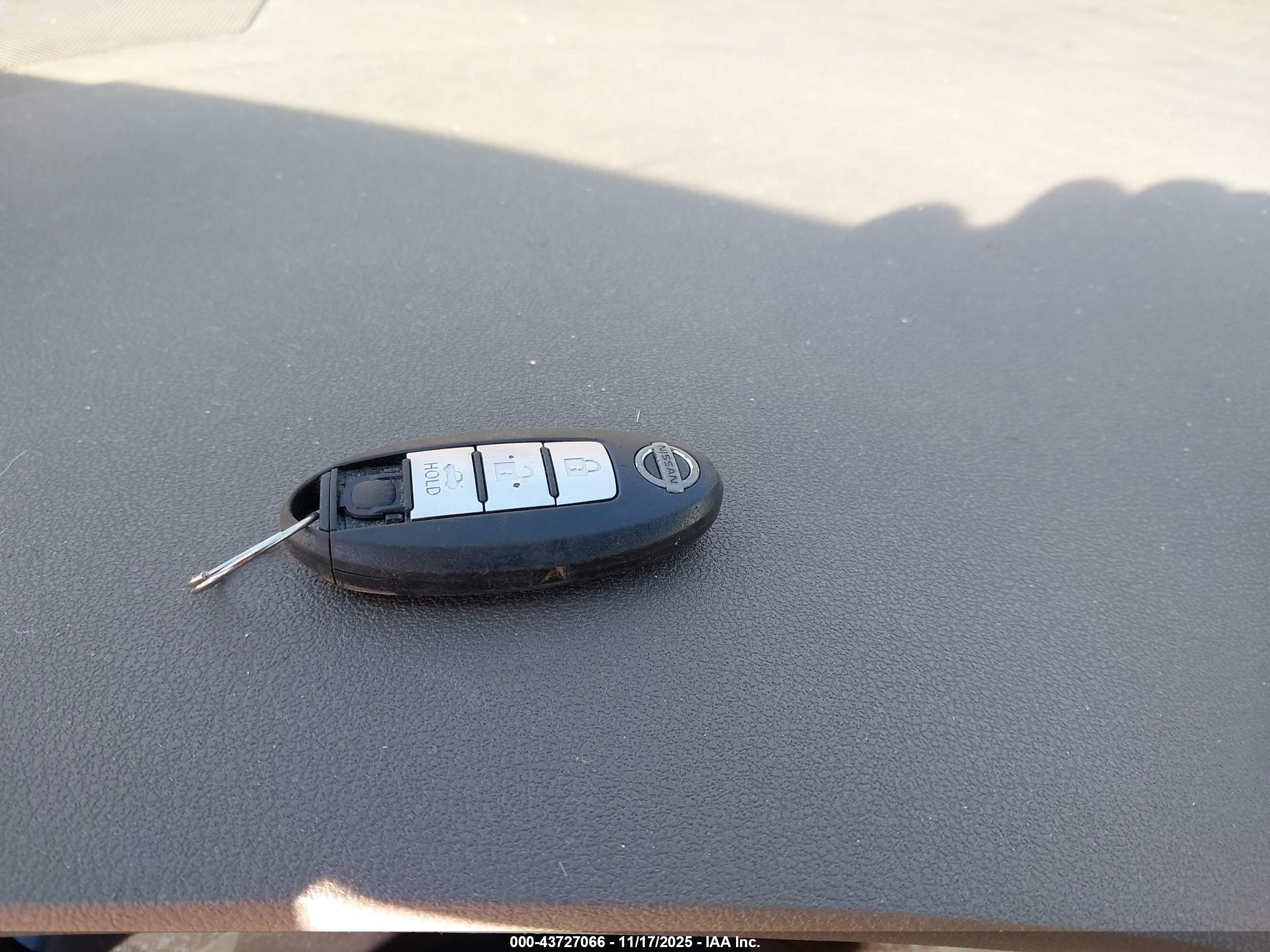 NISSAN ALTIMA image 11