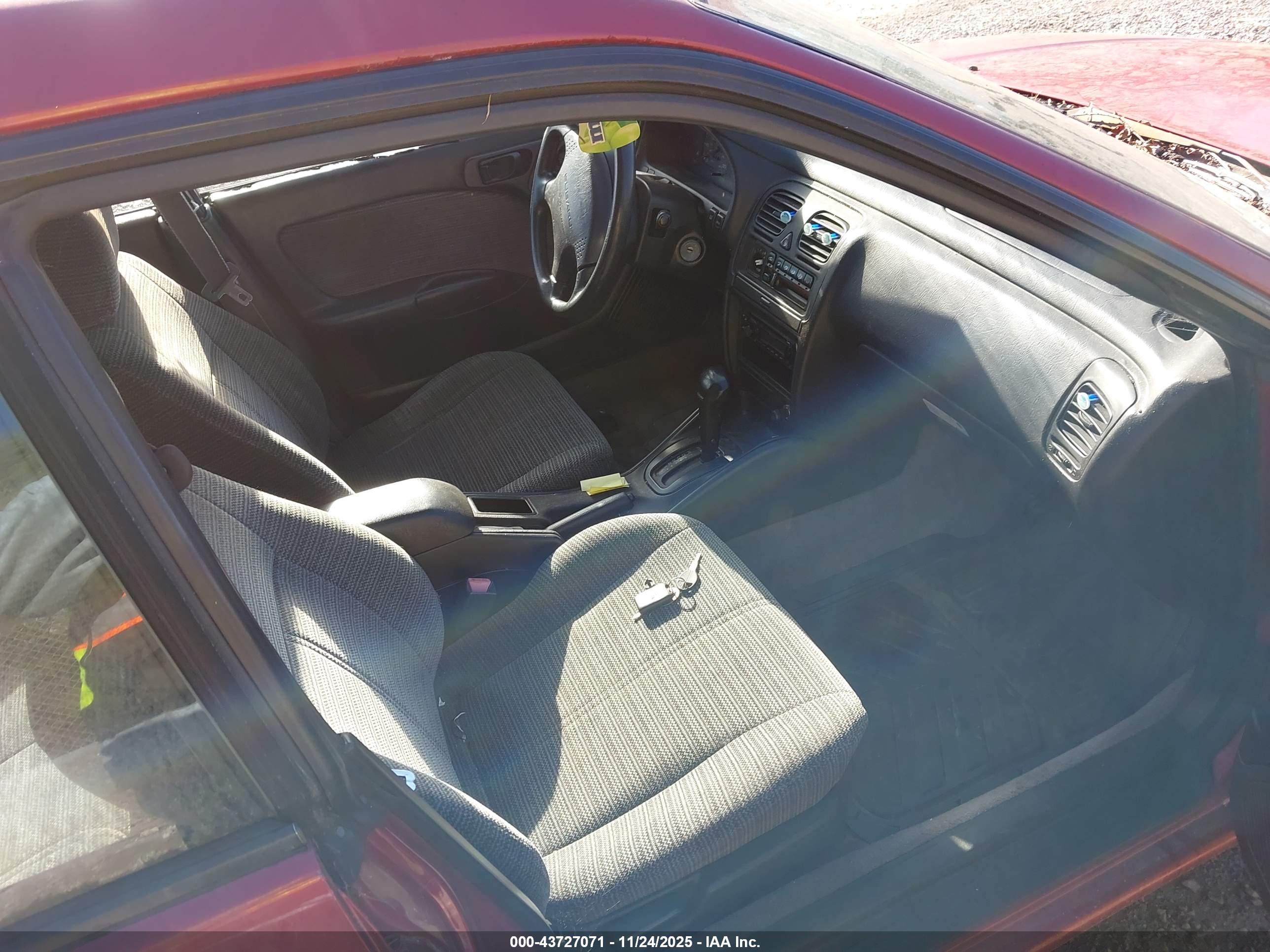 SUBARU LEGACY image 5