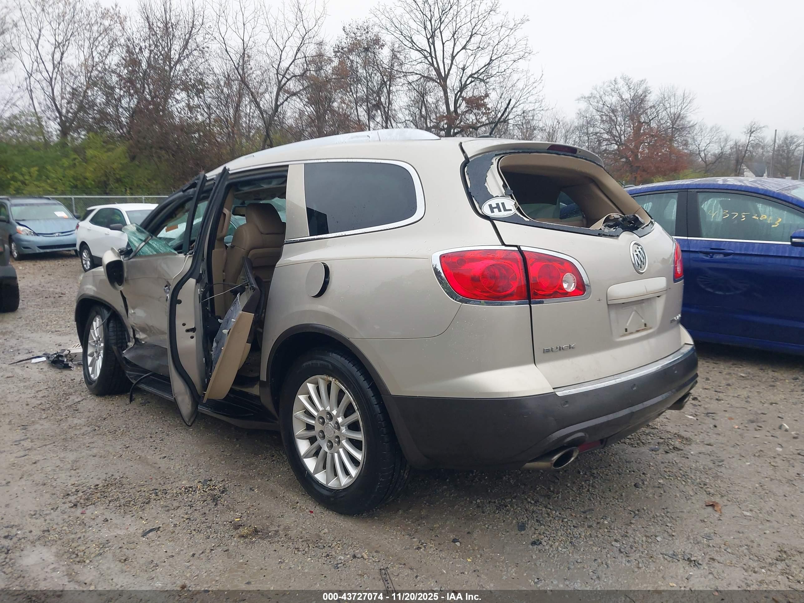 BUICK ENCLAVE image 3