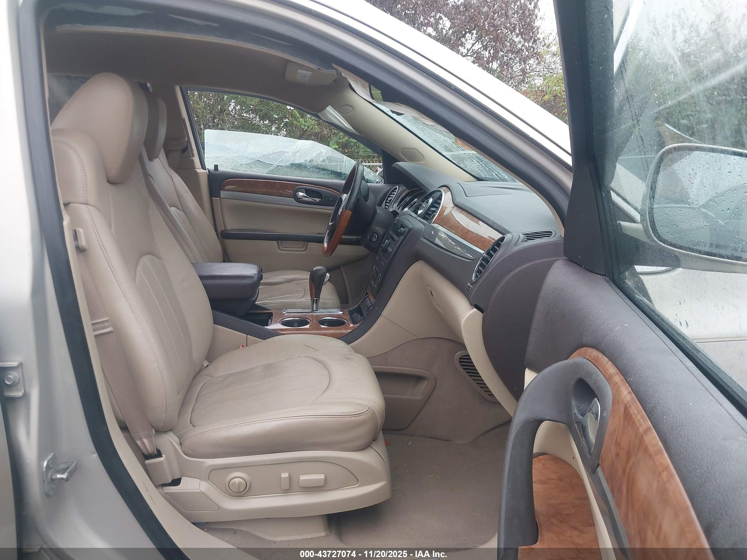 BUICK ENCLAVE image 5