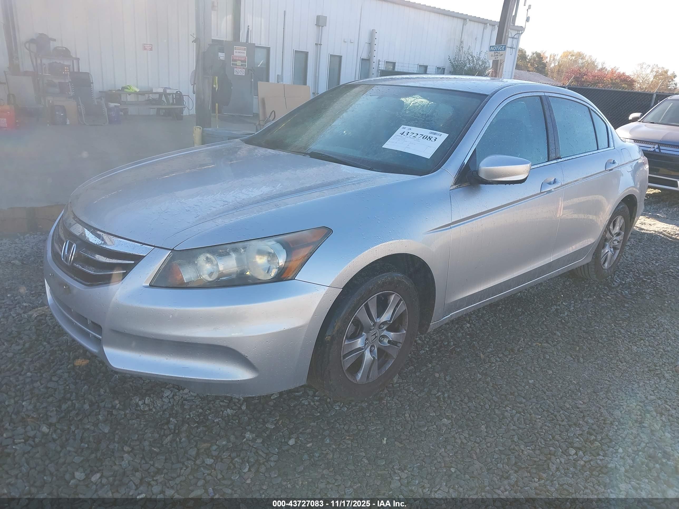 HONDA ACCORD image 2