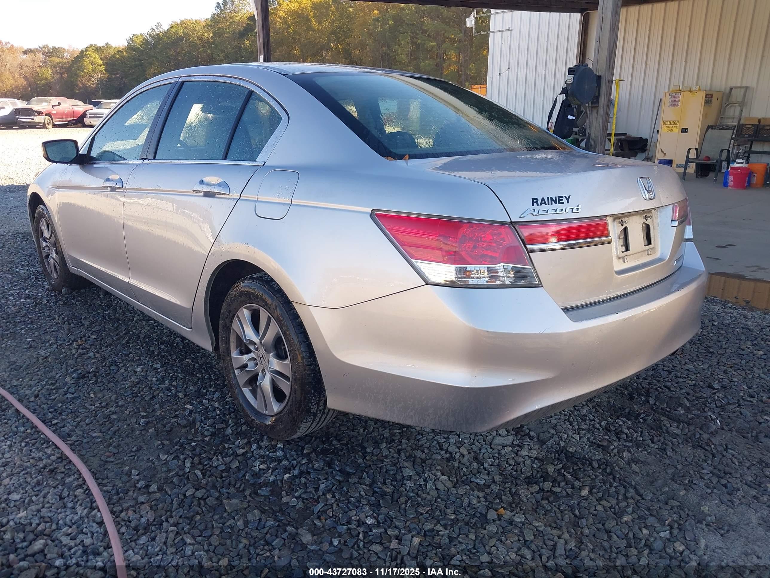 HONDA ACCORD image 3