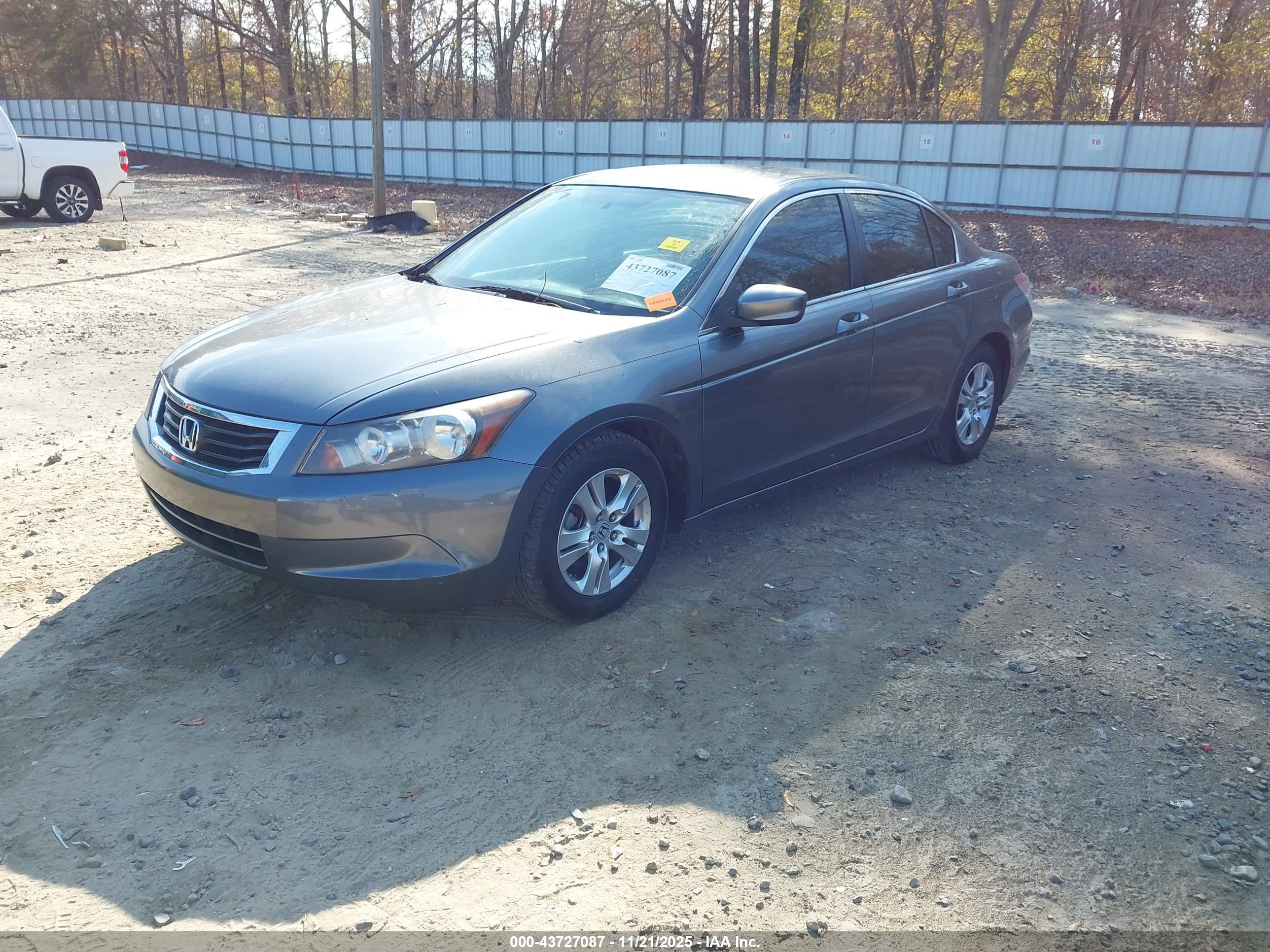 HONDA ACCORD image 2