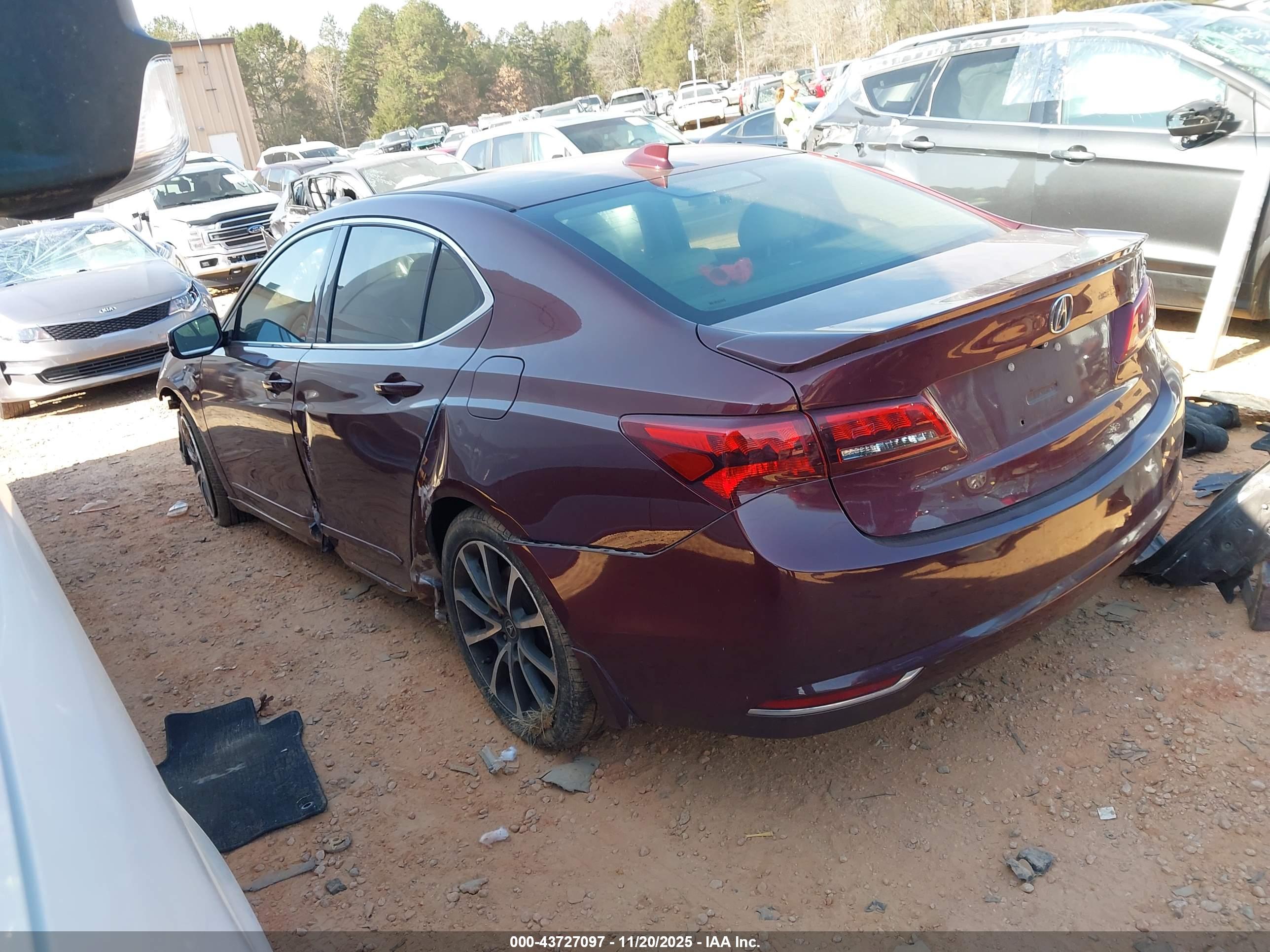 ACURA TLX image 3