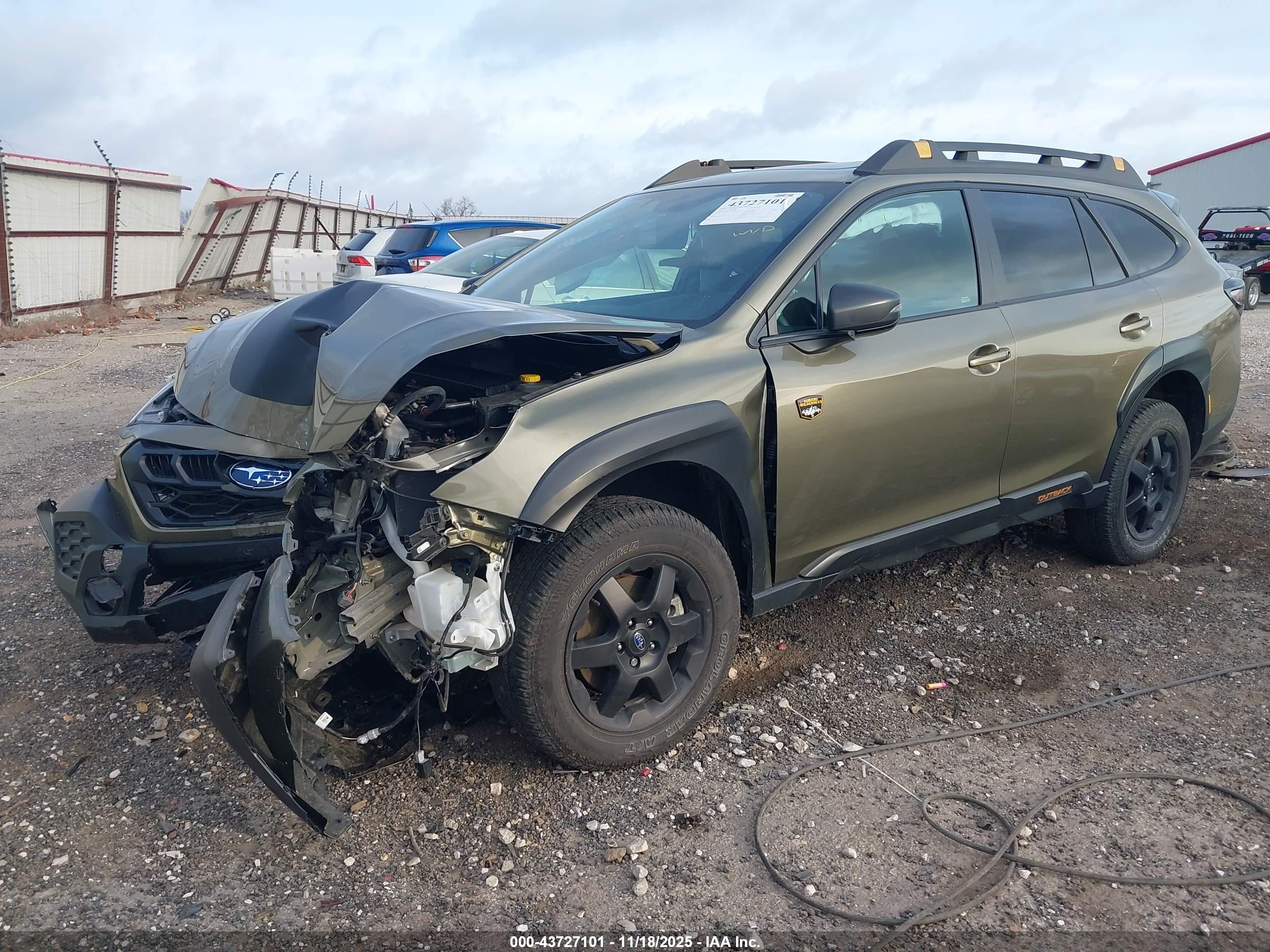 SUBARU OUTBACK image 2