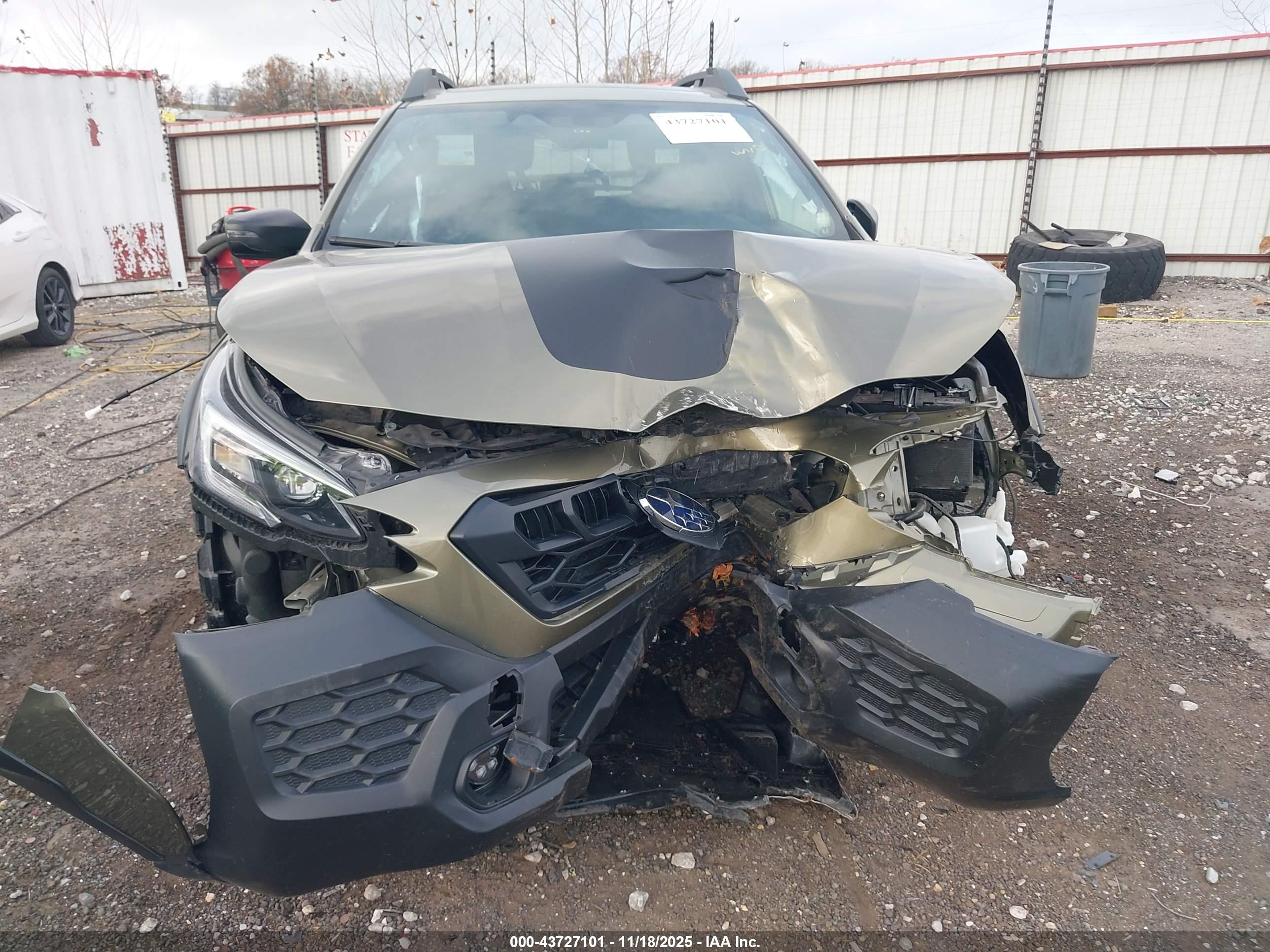 SUBARU OUTBACK image 6