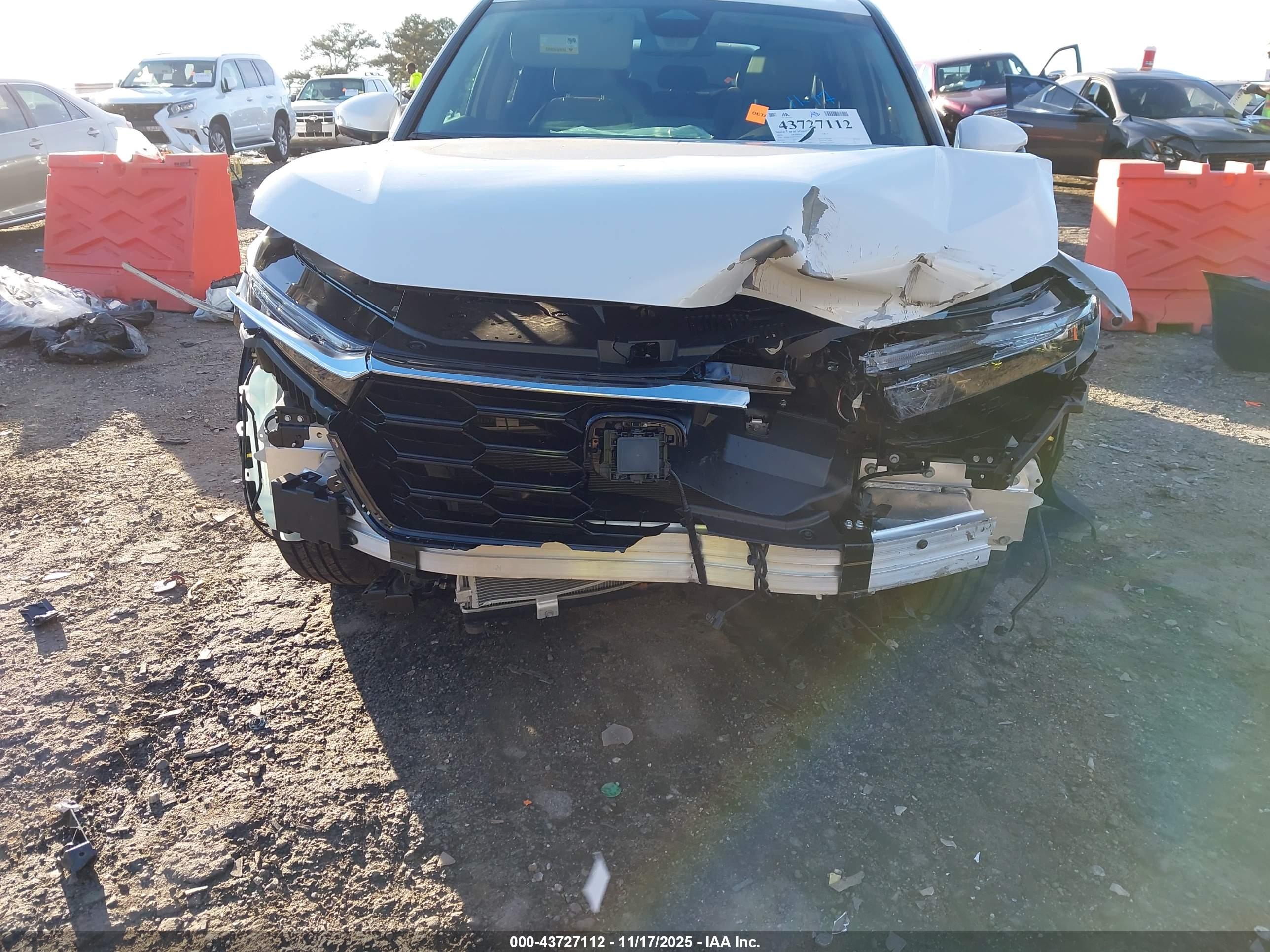 HONDA CR-V image 6