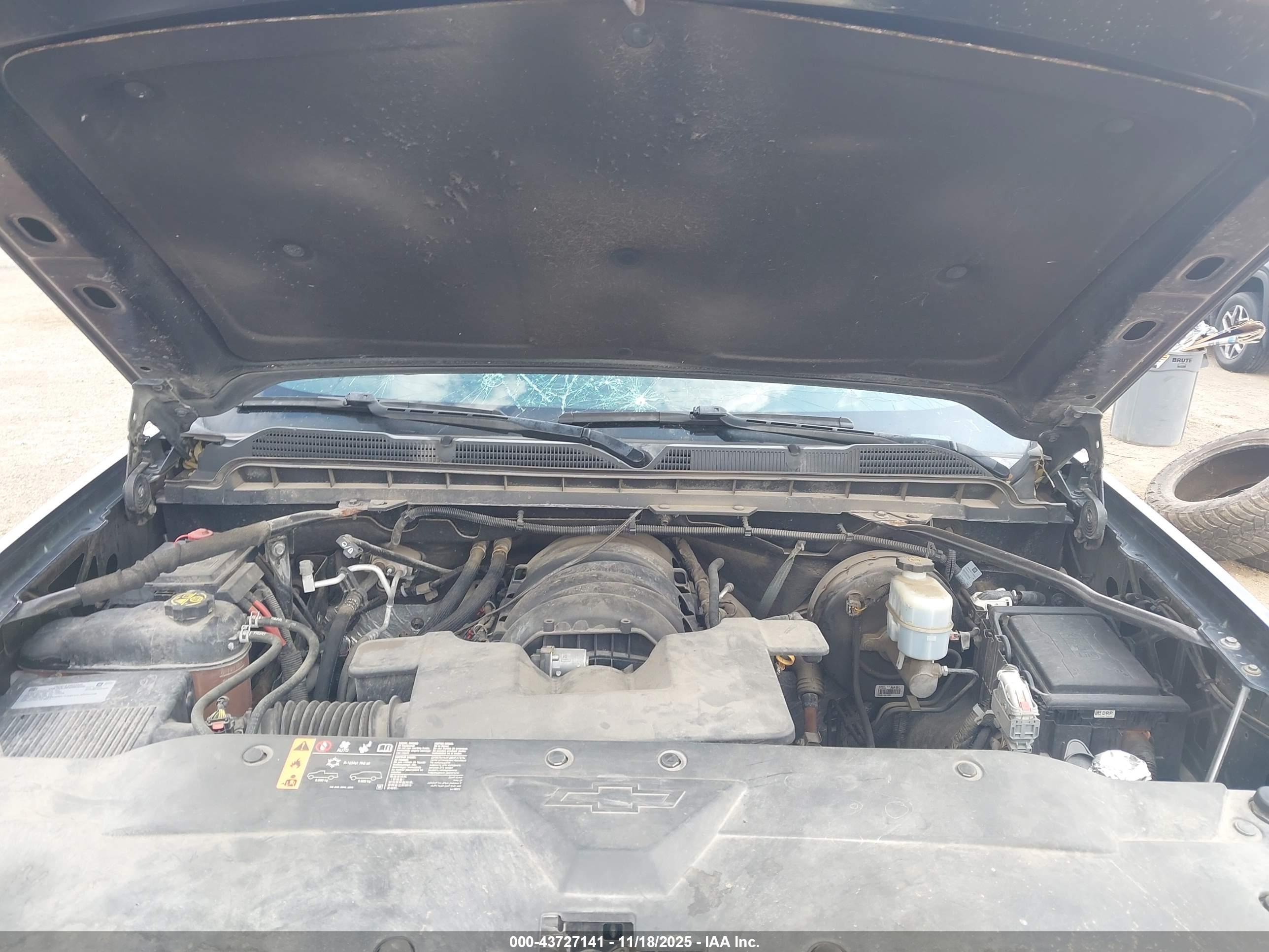 CHEVROLET SILVERADO image 10