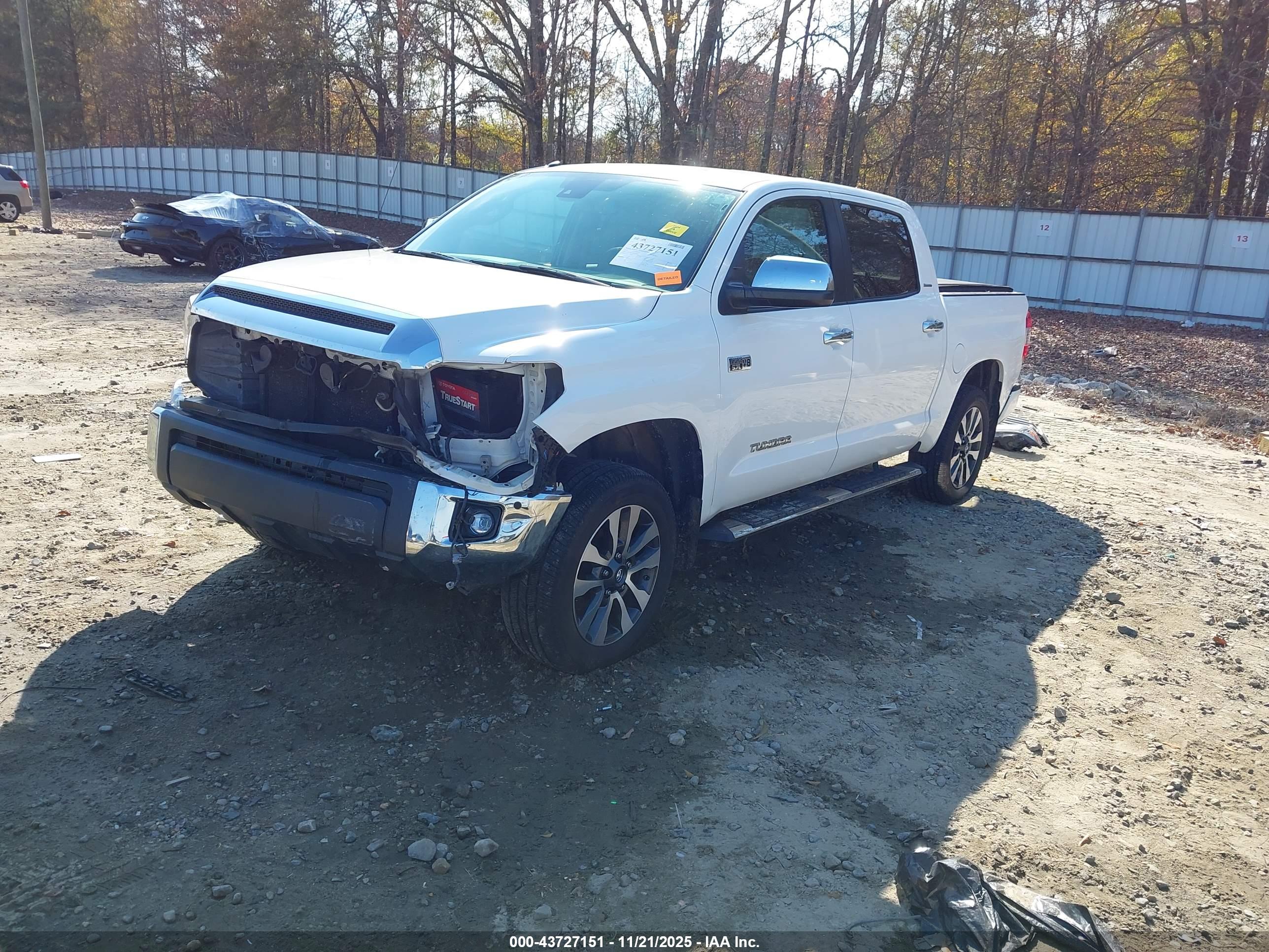 TOYOTA TUNDRA image 2