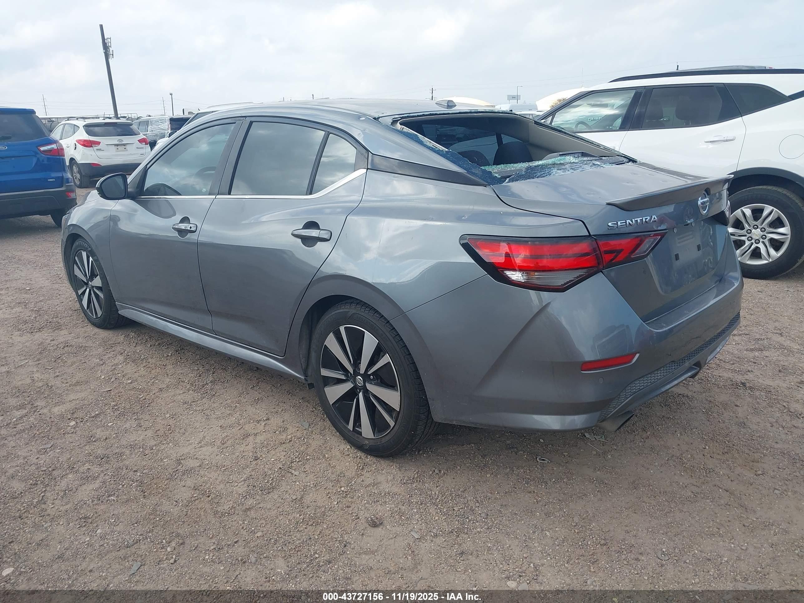 NISSAN SENTRA image 3