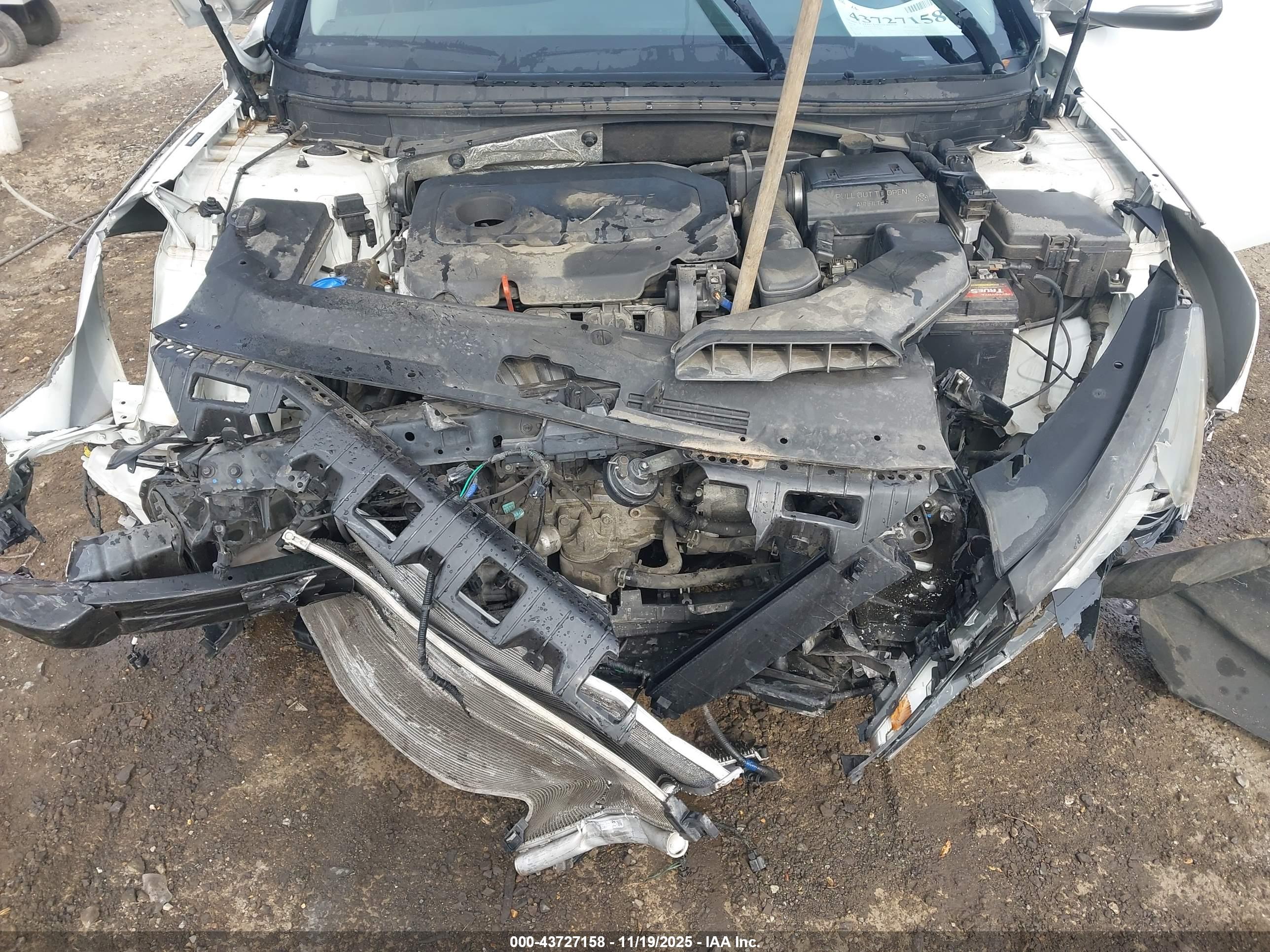 HYUNDAI SONATA image 10