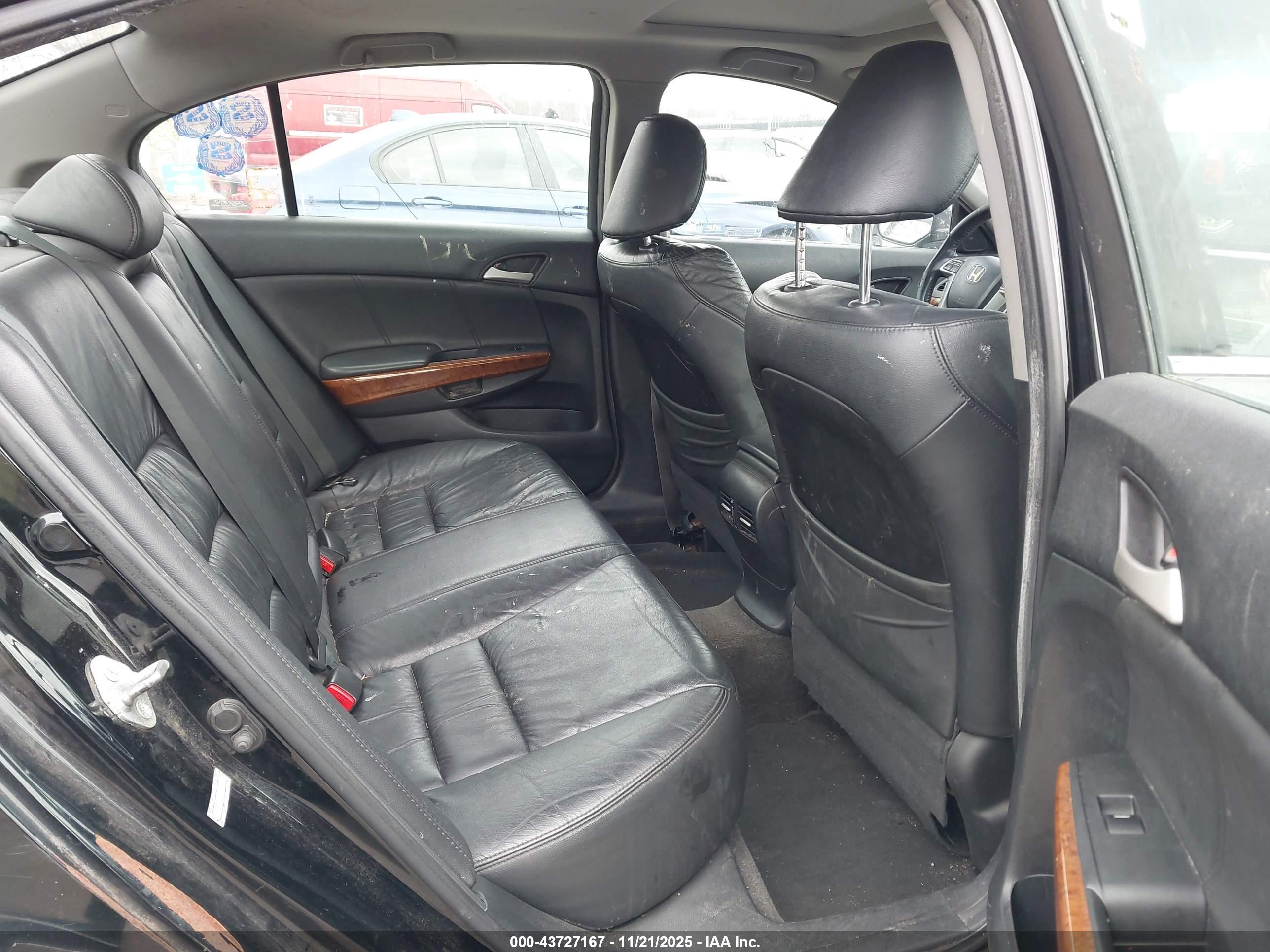 HONDA ACCORD image 8