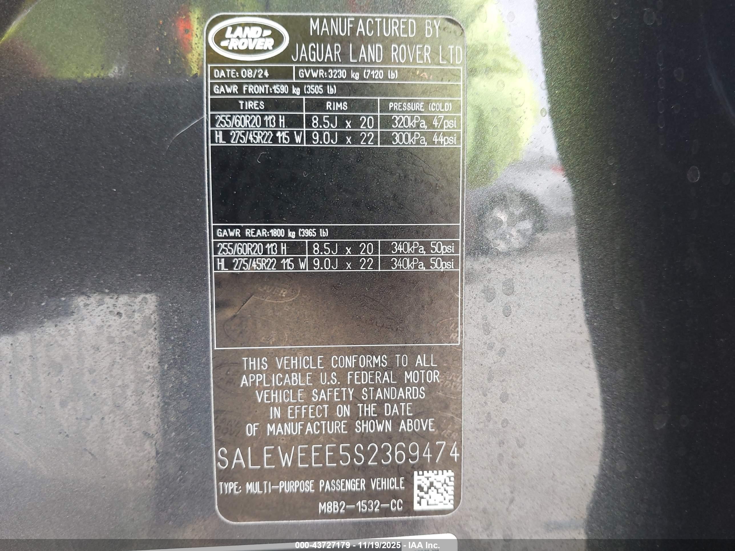 LAND ROVER image 9