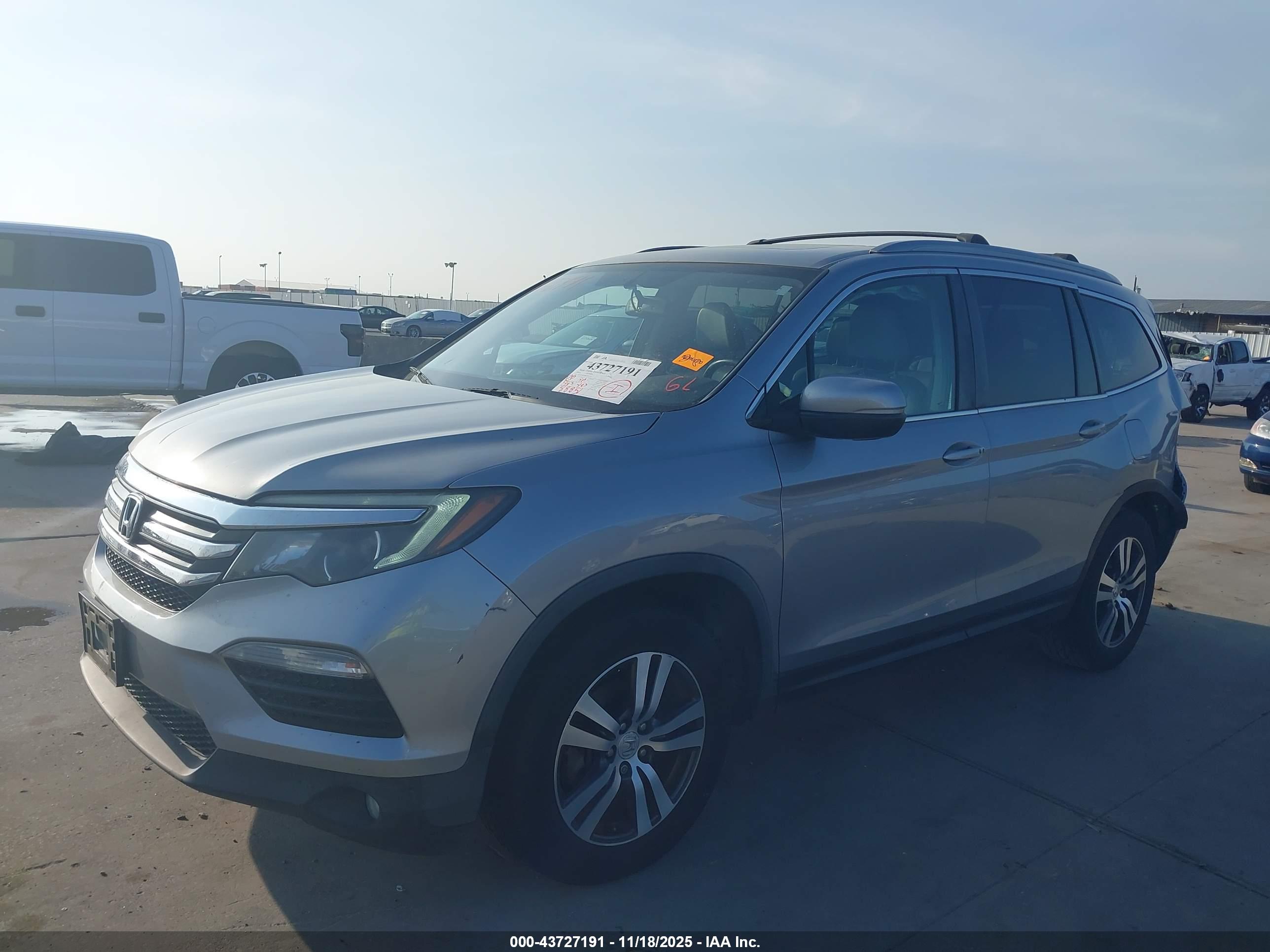 HONDA PILOT image 2